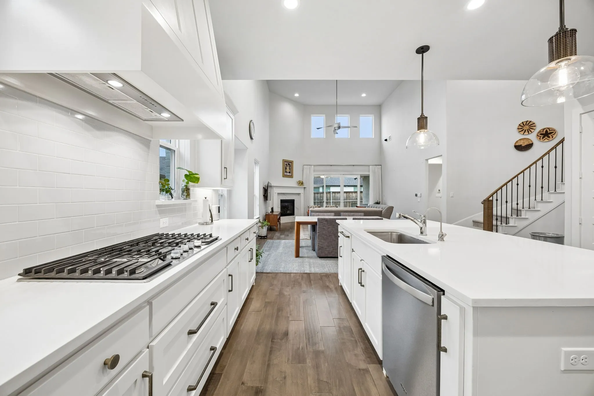 Single Family Residence For Sale in Collin County , 13169 Juilliard Street, Frisco, Texas 75035, 4 Bedroom, 4 Bathroom, 2 Garage spaces, 3,632 Sqft, built in 2019, mls#21283638, Real Estate Agent in Frisco, Homes For Sale in Collin county, Homes For Sale in Frisco, Realtor in Frisco Texas, Real Estate Brokerage Independent Realty Texas, Luminita Cordes Realtor