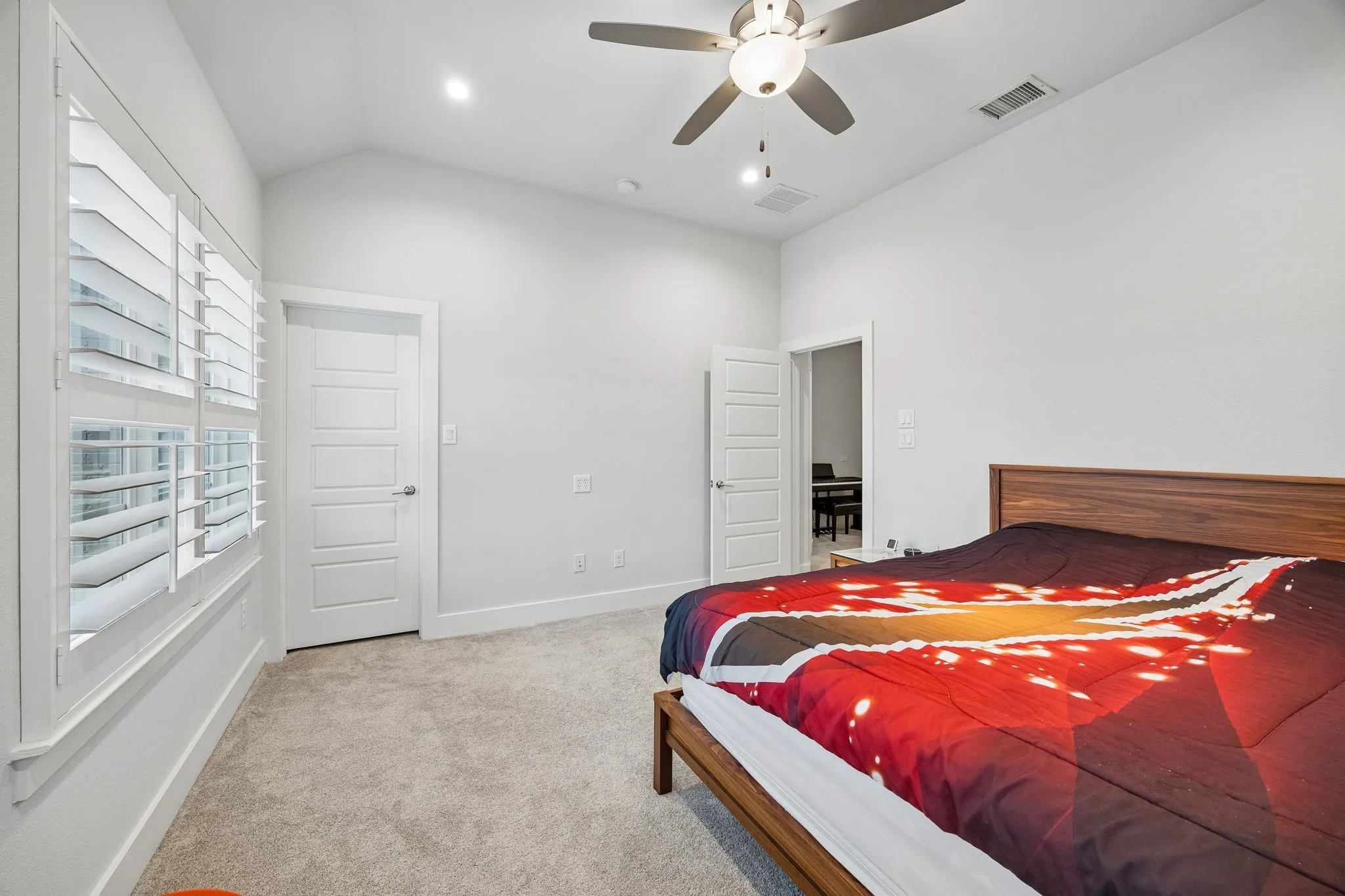Single Family Residence For Sale in Collin County , 13169 Juilliard Street, Frisco, Texas 75035, 4 Bedroom, 4 Bathroom, 2 Garage spaces, 3,632 Sqft, built in 2019, mls#21283638, Real Estate Agent in Frisco, Homes For Sale in Collin county, Homes For Sale in Frisco, Realtor in Frisco Texas, Real Estate Brokerage Independent Realty Texas, Luminita Cordes Realtor