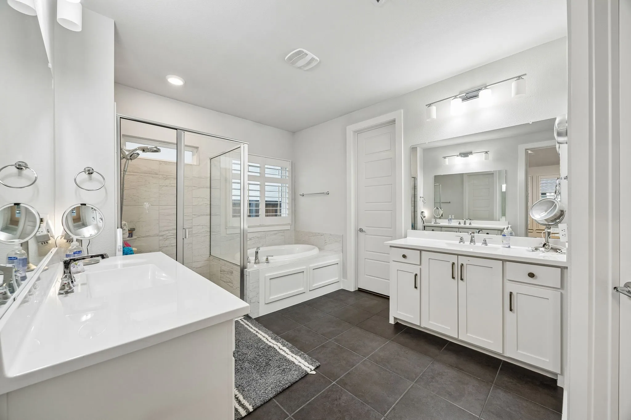 Single Family Residence For Sale in Collin County , 13169 Juilliard Street, Frisco, Texas 75035, 4 Bedroom, 4 Bathroom, 2 Garage spaces, 3,632 Sqft, built in 2019, mls#21283638, Real Estate Agent in Frisco, Homes For Sale in Collin county, Homes For Sale in Frisco, Realtor in Frisco Texas, Real Estate Brokerage Independent Realty Texas, Luminita Cordes Realtor