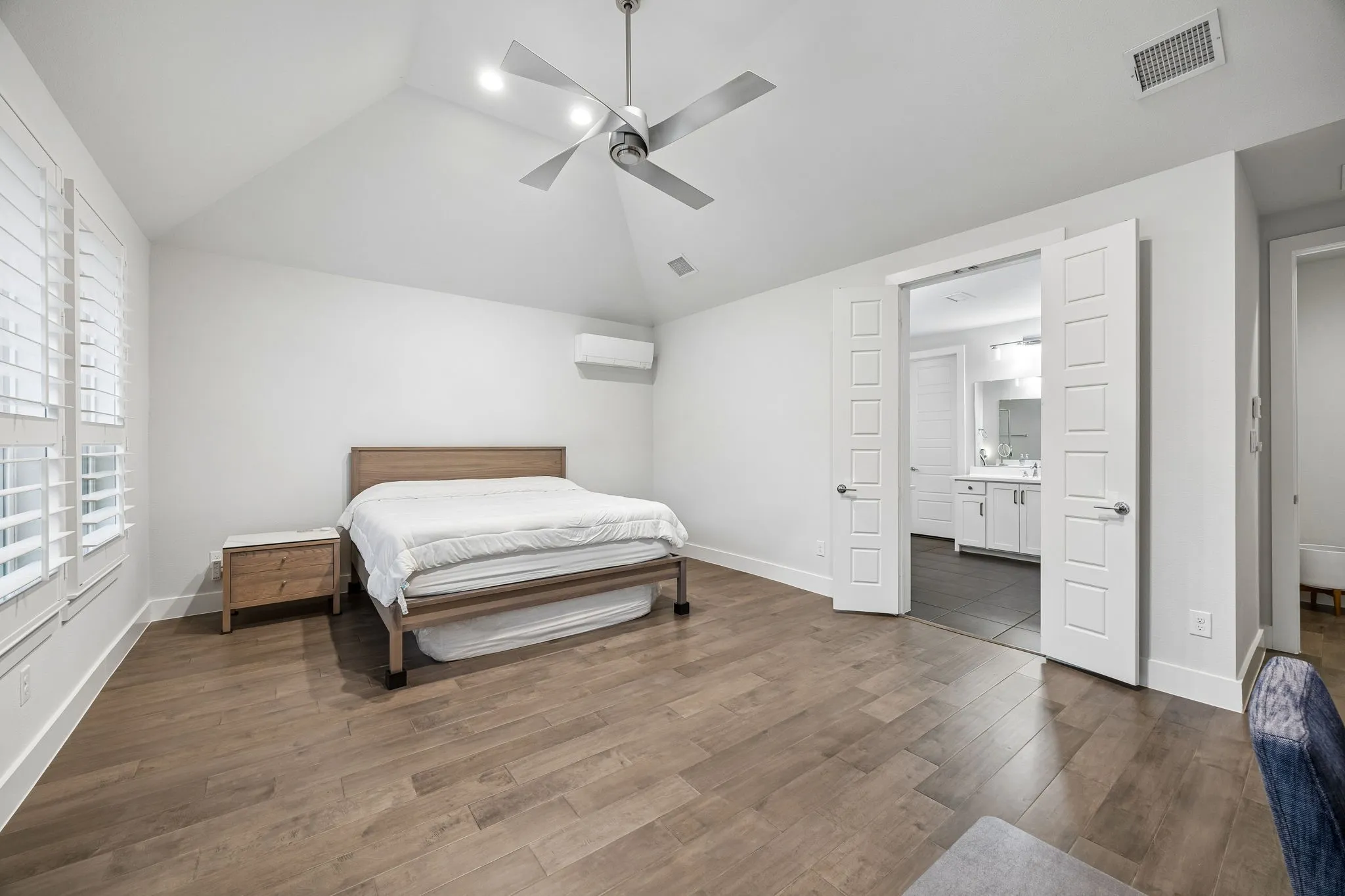 Single Family Residence For Sale in Collin County , 13169 Juilliard Street, Frisco, Texas 75035, 4 Bedroom, 4 Bathroom, 2 Garage spaces, 3,632 Sqft, built in 2019, mls#21283638, Real Estate Agent in Frisco, Homes For Sale in Collin county, Homes For Sale in Frisco, Realtor in Frisco Texas, Real Estate Brokerage Independent Realty Texas, Luminita Cordes Realtor