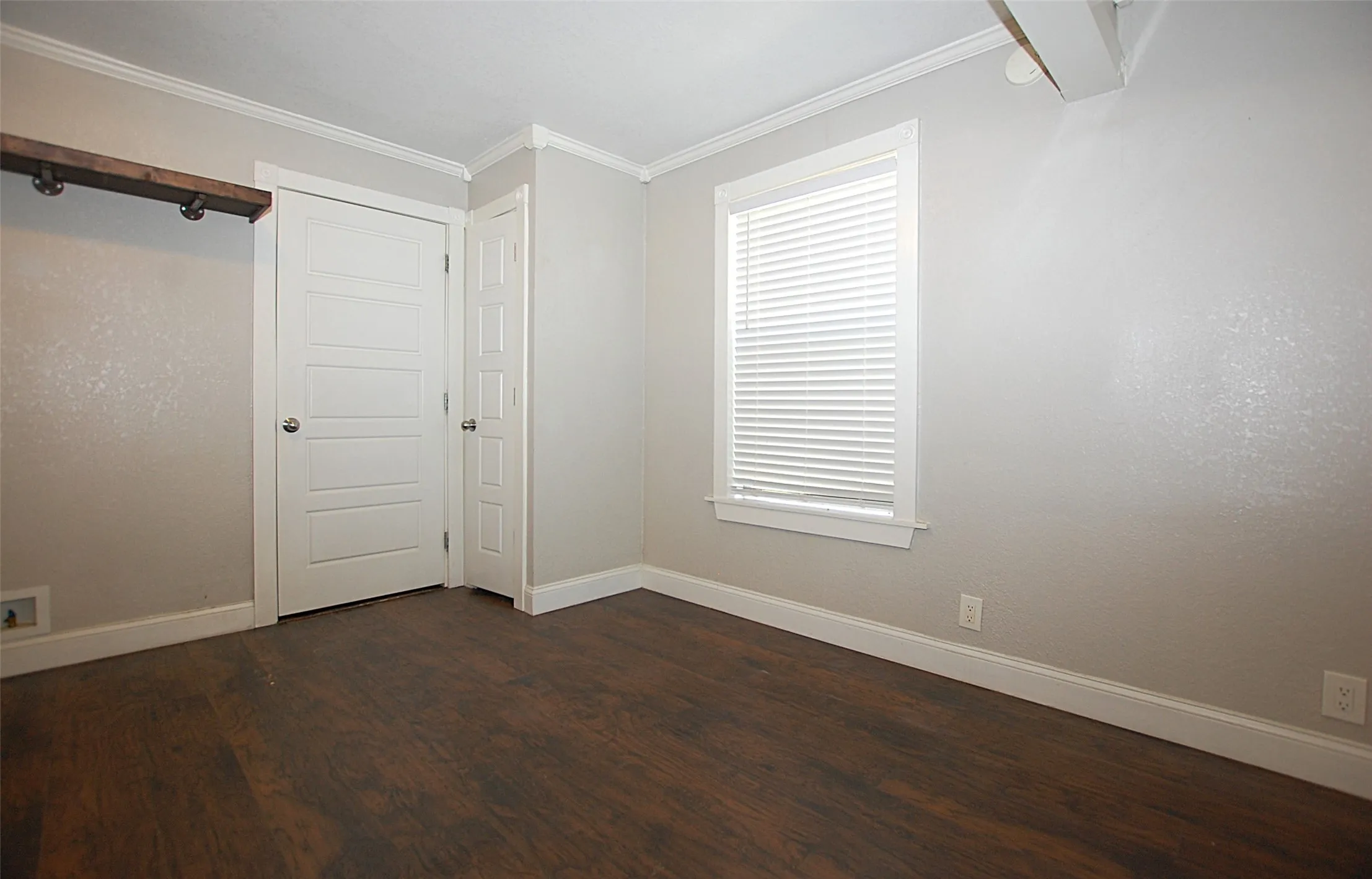 Single Family Residence For Rent in Kaufman County , 106 W Church Street, Crandall, Texas 75114, 2 Bedroom, 1 Bathroom, Garage spaces, 984 Sqft, built in 1961, mls#21282781, Real Estate Agent in Crandall, Homes For Rent in Kaufman county, Homes For Rent in Crandall, Realtor in Crandall Texas, Real Estate Brokerage Independent Realty Texas, Luminita Cordes Realtor
