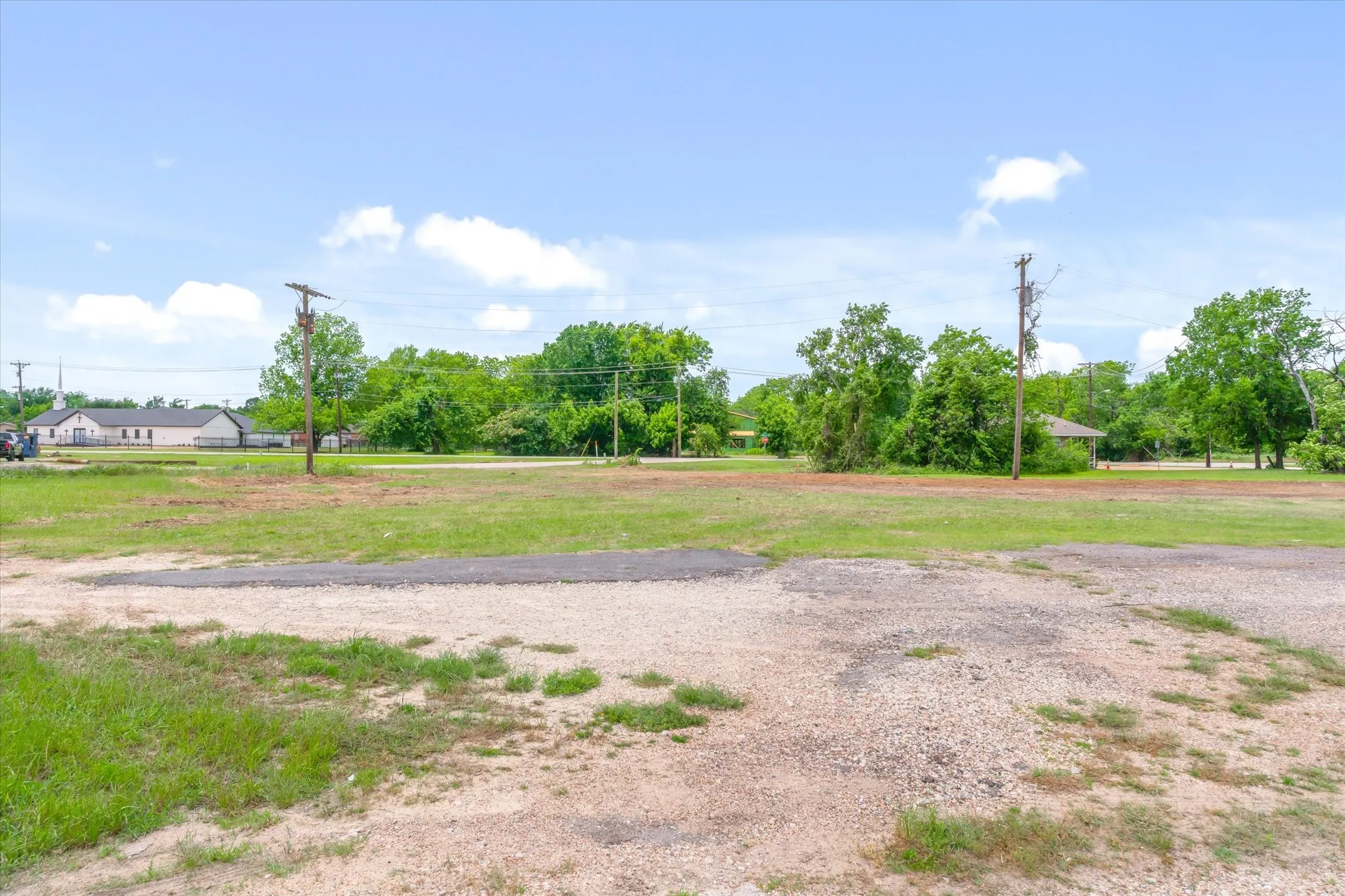 Unimproved Land For Sale in Kaufman County , 1008 S Virginia Street, Terrell, Texas 75160, 0, 0, Garage spaces, 0 Sqft, built in 0, Price $250,000, mls#21264624, Real Estate Agent in Terrell, Homes For Sale in Kaufman county, Homes For Sale in Terrell, Realtor in Terrell Texas, Real Estate Brokerage Independent Realty Texas, Luminita Cordes Realtor