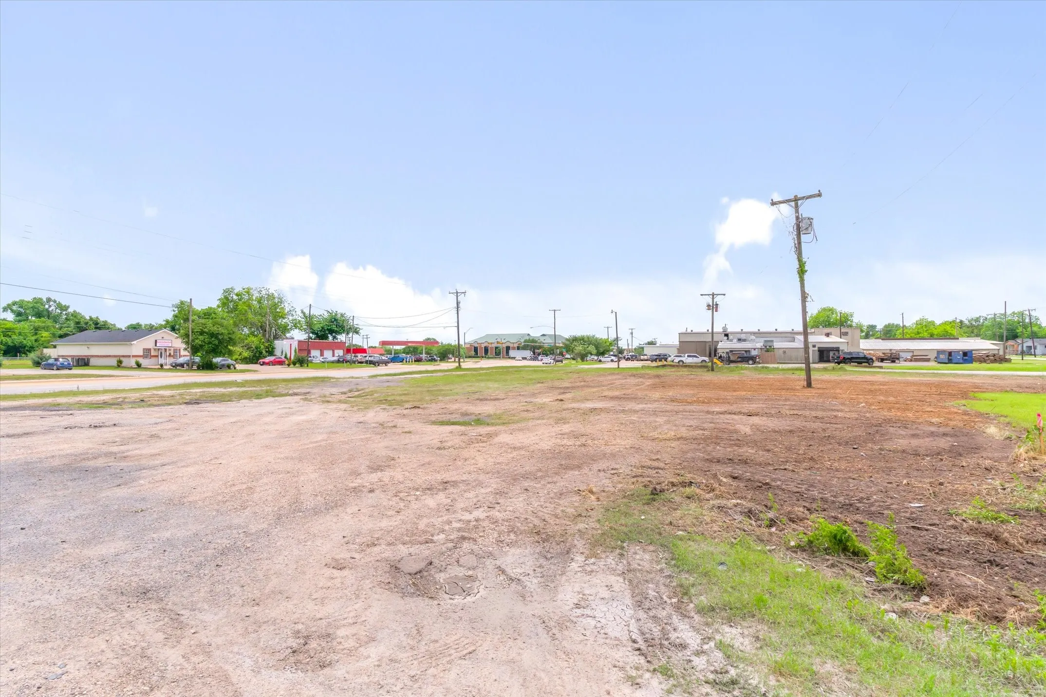 Unimproved Land For Sale in Kaufman County , 1008 S Virginia Street, Terrell, Texas 75160, 0, 0, Garage spaces, 0 Sqft, built in 0, Price $250,000, mls#21264624, Real Estate Agent in Terrell, Homes For Sale in Kaufman county, Homes For Sale in Terrell, Realtor in Terrell Texas, Real Estate Brokerage Independent Realty Texas, Luminita Cordes Realtor