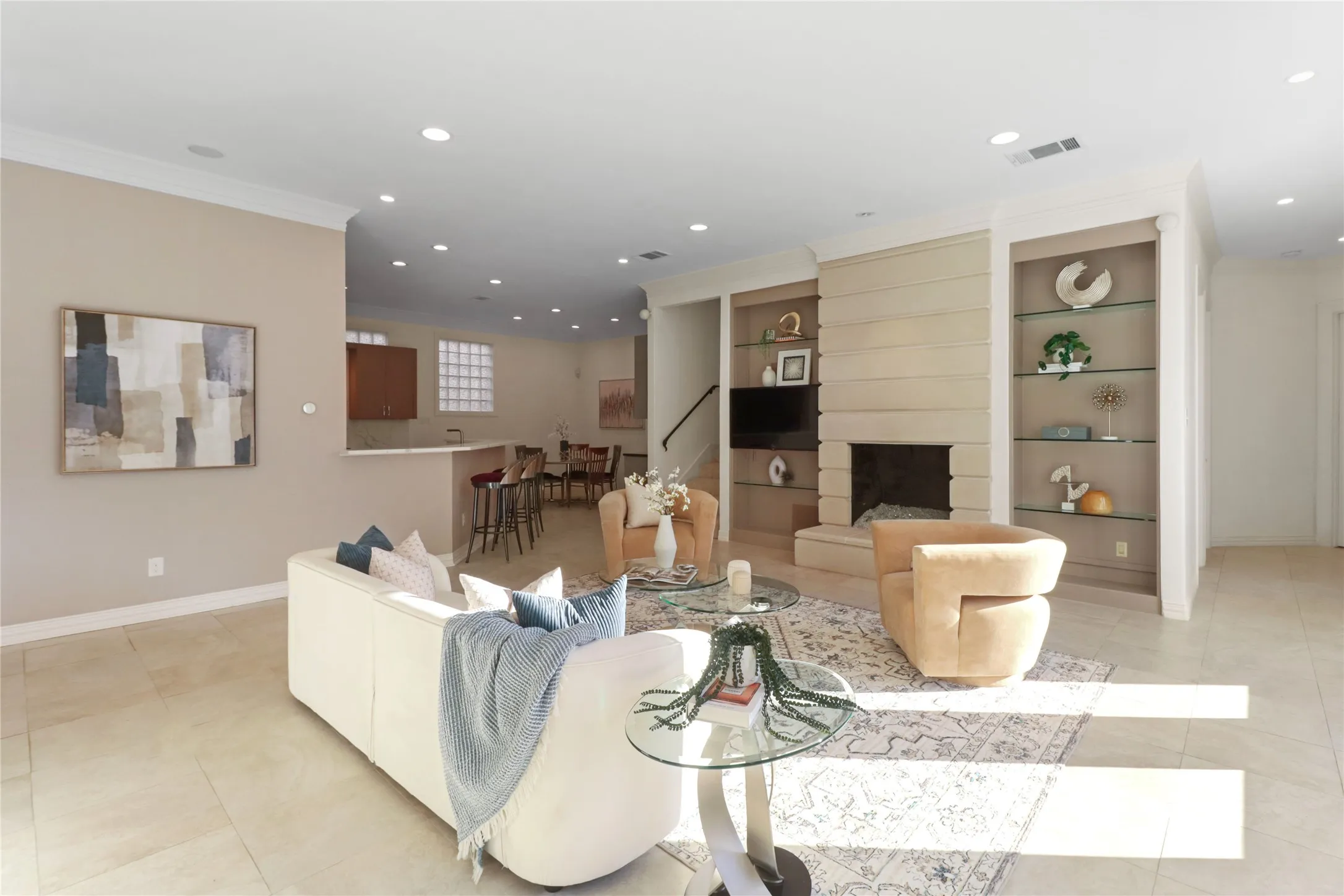 Single Family Residence For Sale in Collin County , 5819 Coolwater Cove, Dallas, Texas 75252, 4 Bedroom, 4 Bathroom, 3 Garage spaces, 4,370 Sqft, built in 1994, mls#21281047, Real Estate Agent in Dallas, Homes For Sale in Collin county, Homes For Sale in Dallas, Realtor in Dallas Texas, Real Estate Brokerage Independent Realty Texas, Luminita Cordes Realtor