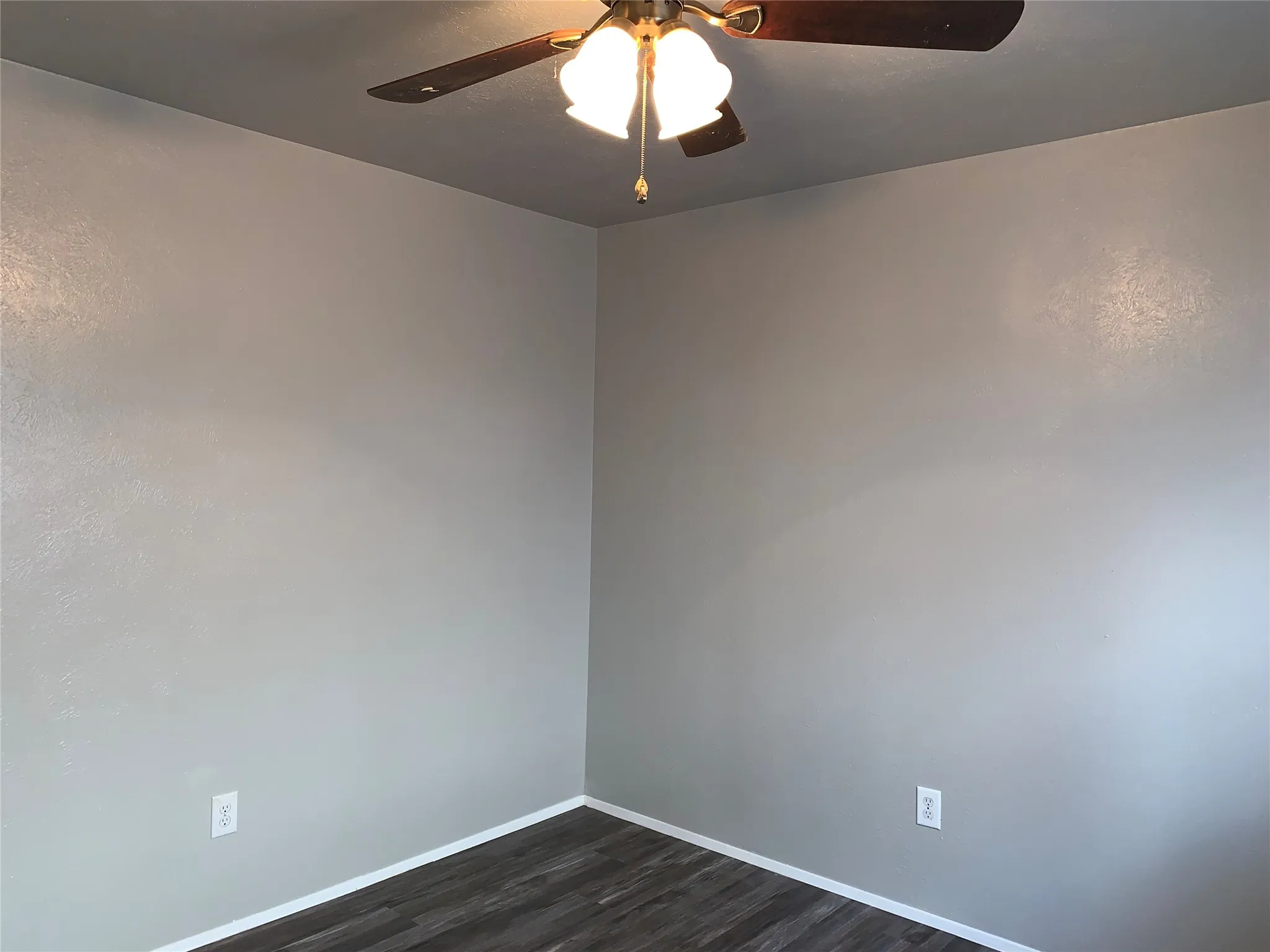 Single Family Residence For Rent in Denton County , 5260 Pruitt Drive, The Colony, Texas 75056, 3 Bedrooms, 2 Bathrooms, 2 Garage spaces, 1,946 Sqft, built in 1983, Price $2,300, mls#21283847, Real Estate Agent in The Colony, Homes For Rent in Denton county, Homes For Rent in The Colony, Realtor in The Colony Texas, Real Estate Brokerage Independent Realty Texas, Luminita Cordes Realtor
