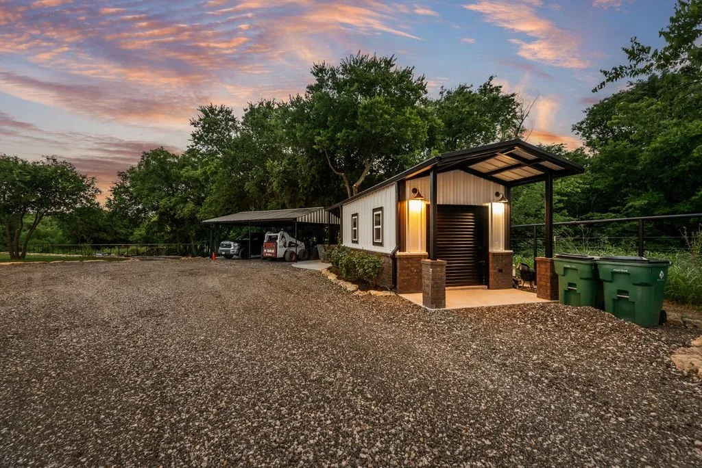 Single Family Residence For Sale in Denton County , 11167 Plainview Road, Krum, Texas 76249, 4 Bedroom, 6 Bathroom, 3 Garage spaces, 5,140 Sqft, built in 2026, mls#21283862, Real Estate Agent in Krum, Homes For Sale in Denton county, Homes For Sale in Krum, Realtor in Krum Texas, Real Estate Brokerage Independent Realty Texas, Luminita Cordes Realtor