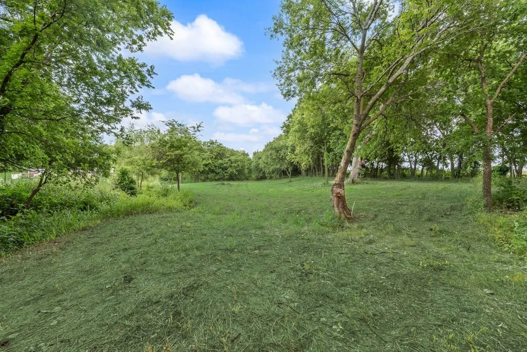 Single Family Residence For Sale in Denton County , 11167 Plainview Road, Krum, Texas 76249, 4 Bedroom, 6 Bathroom, 3 Garage spaces, 5,140 Sqft, built in 2026, mls#21283862, Real Estate Agent in Krum, Homes For Sale in Denton county, Homes For Sale in Krum, Realtor in Krum Texas, Real Estate Brokerage Independent Realty Texas, Luminita Cordes Realtor