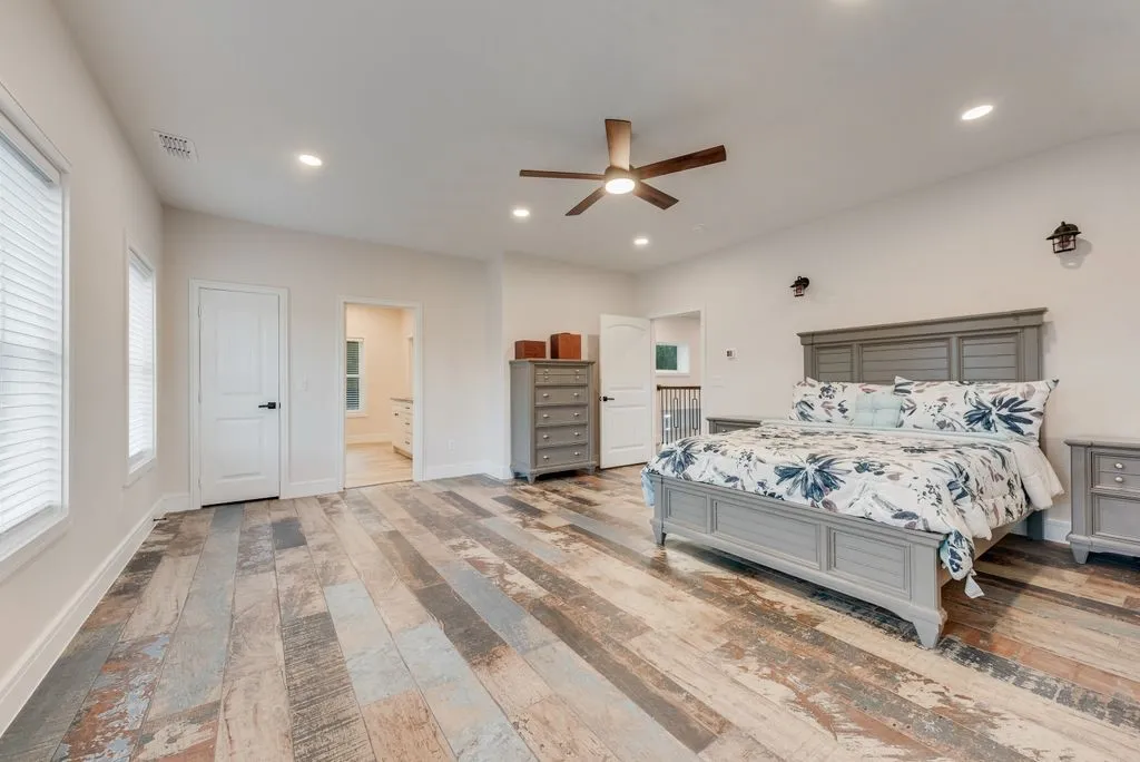 Single Family Residence For Sale in Denton County , 11167 Plainview Road, Krum, Texas 76249, 4 Bedroom, 6 Bathroom, 3 Garage spaces, 5,140 Sqft, built in 2026, mls#21283862, Real Estate Agent in Krum, Homes For Sale in Denton county, Homes For Sale in Krum, Realtor in Krum Texas, Real Estate Brokerage Independent Realty Texas, Luminita Cordes Realtor