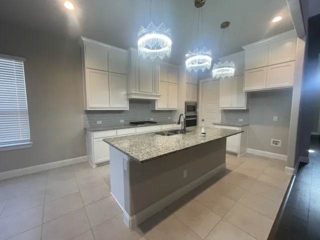 Single Family Residence For Sale in Ellis County , 321 Equestrian Drive, Waxahachie, Texas 75165, 4 Bedroom, 4 Bathroom, 2 Garage spaces, 3,105 Sqft, built in 2019, mls#21283833, Real Estate Agent in Waxahachie, Homes For Sale in Ellis county, Homes For Sale in Waxahachie, Realtor in Waxahachie Texas, Real Estate Brokerage Independent Realty Texas, Luminita Cordes Realtor