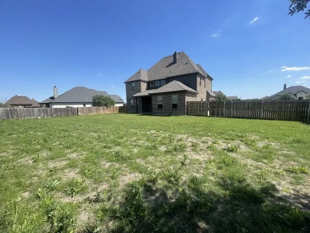 Single Family Residence For Sale in Ellis County , 321 Equestrian Drive, Waxahachie, Texas 75165, 4 Bedroom, 4 Bathroom, 2 Garage spaces, 3,105 Sqft, built in 2019, mls#21283833, Real Estate Agent in Waxahachie, Homes For Sale in Ellis county, Homes For Sale in Waxahachie, Realtor in Waxahachie Texas, Real Estate Brokerage Independent Realty Texas, Luminita Cordes Realtor