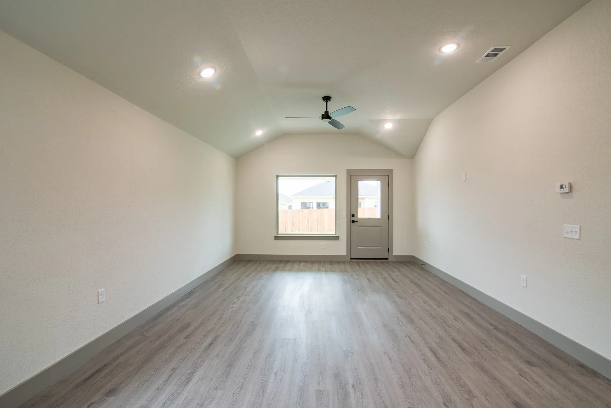 Single Family Residence For Sale in Johnson County , 13565 Bonanza Circle, Cresson, Texas 76035, 3 Bedroom, 2 Bathroom, 2 Garage spaces, 1,550 Sqft, built in 2026, mls#21283869, Real Estate Agent in Cresson, Homes For Sale in Johnson county, Homes For Sale in Cresson, Realtor in Cresson Texas, Real Estate Brokerage Independent Realty Texas, Luminita Cordes Realtor