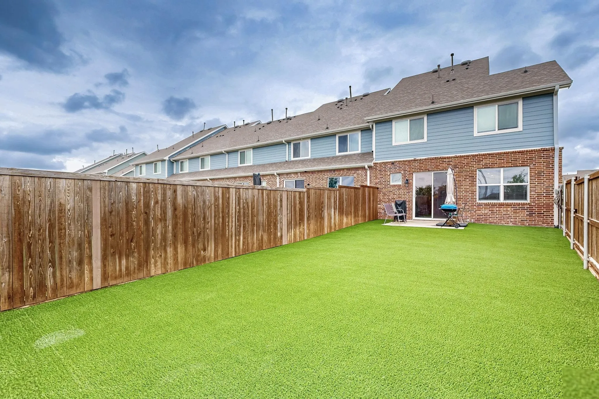 Townhouse For Sale in Collin County , 3016 Grandview Drive, Wylie, Texas 75098, 3 Bedrooms, 3 Bathrooms, 2 Garage spaces, 1,882 Sqft, built in 2021, Price $390,000, mls#21279581, Real Estate Agent in Wylie, Homes For Sale in Collin county, Homes For Sale in Wylie, Realtor in Wylie Texas, Real Estate Brokerage Independent Realty Texas, Luminita Cordes Realtor