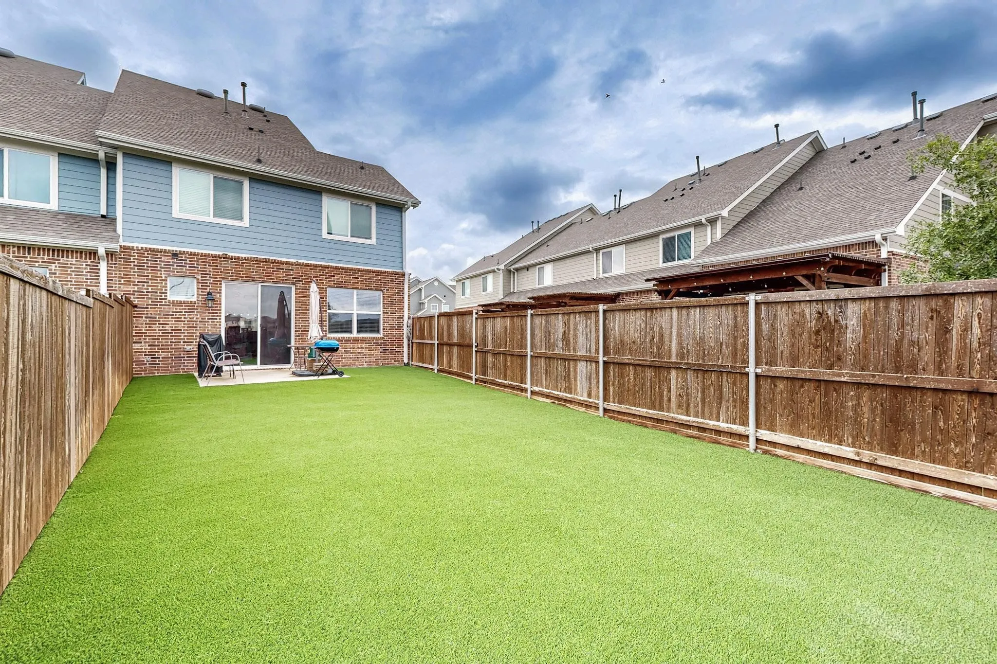 Townhouse For Sale in Collin County , 3016 Grandview Drive, Wylie, Texas 75098, 3 Bedrooms, 3 Bathrooms, 2 Garage spaces, 1,882 Sqft, built in 2021, Price $390,000, mls#21279581, Real Estate Agent in Wylie, Homes For Sale in Collin county, Homes For Sale in Wylie, Realtor in Wylie Texas, Real Estate Brokerage Independent Realty Texas, Luminita Cordes Realtor