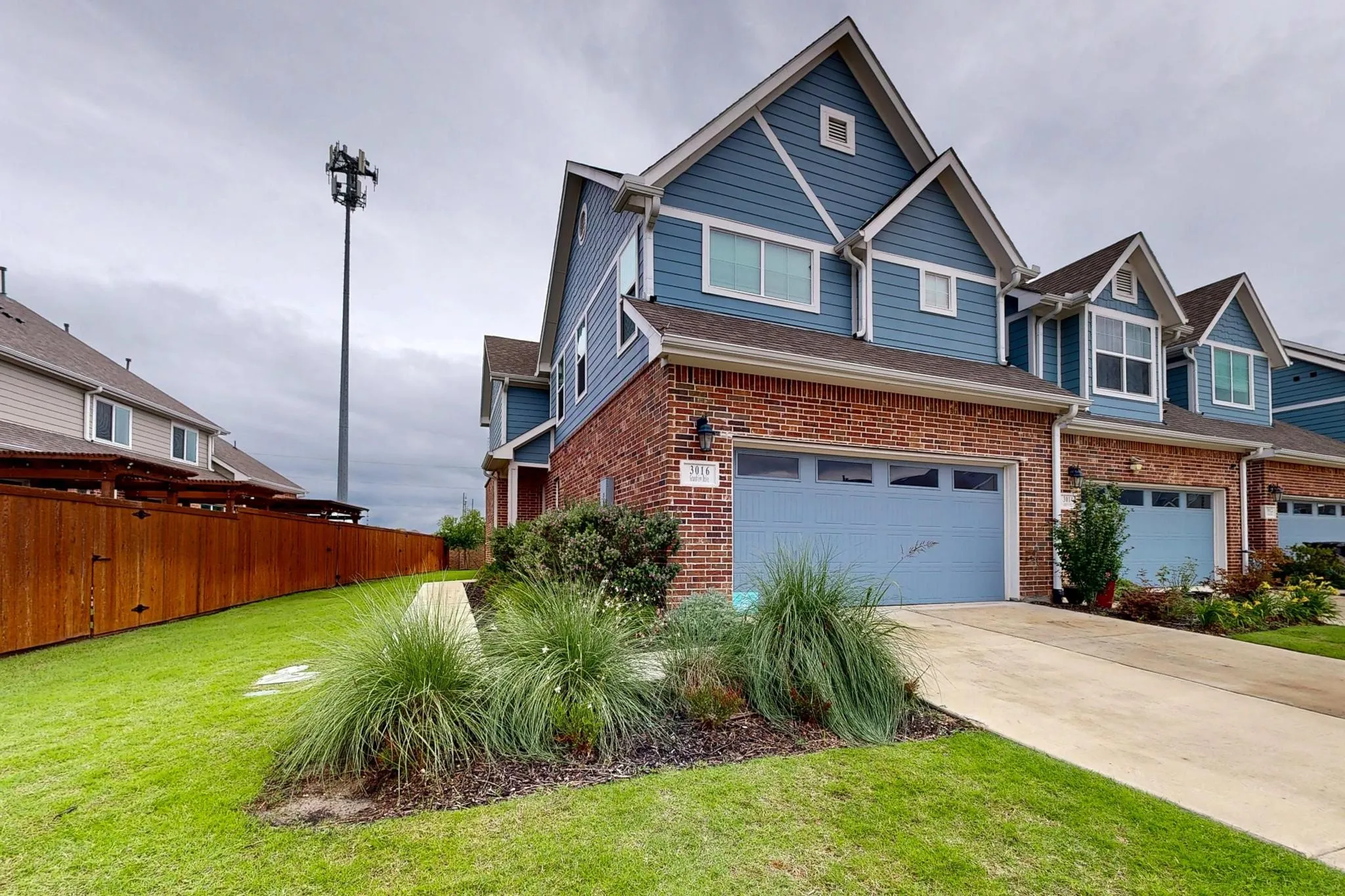 Townhouse For Sale in Collin County , 3016 Grandview Drive, Wylie, Texas 75098, 3 Bedrooms, 3 Bathrooms, 2 Garage spaces, 1,882 Sqft, built in 2021, Price $390,000, mls#21279581, Real Estate Agent in Wylie, Homes For Sale in Collin county, Homes For Sale in Wylie, Realtor in Wylie Texas, Real Estate Brokerage Independent Realty Texas, Luminita Cordes Realtor