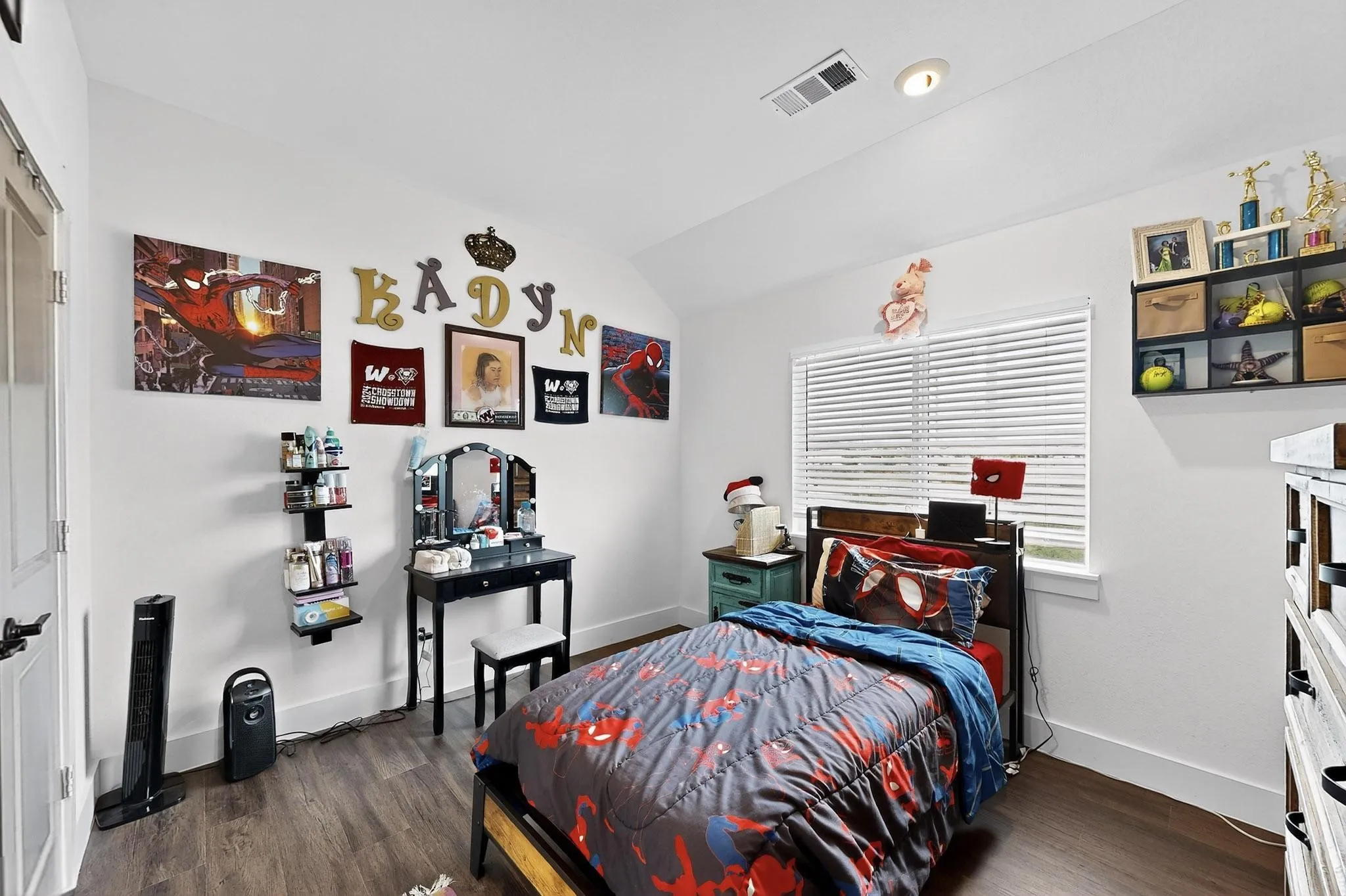 Townhouse For Sale in Collin County , 3016 Grandview Drive, Wylie, Texas 75098, 3 Bedrooms, 3 Bathrooms, 2 Garage spaces, 1,882 Sqft, built in 2021, Price $390,000, mls#21279581, Real Estate Agent in Wylie, Homes For Sale in Collin county, Homes For Sale in Wylie, Realtor in Wylie Texas, Real Estate Brokerage Independent Realty Texas, Luminita Cordes Realtor