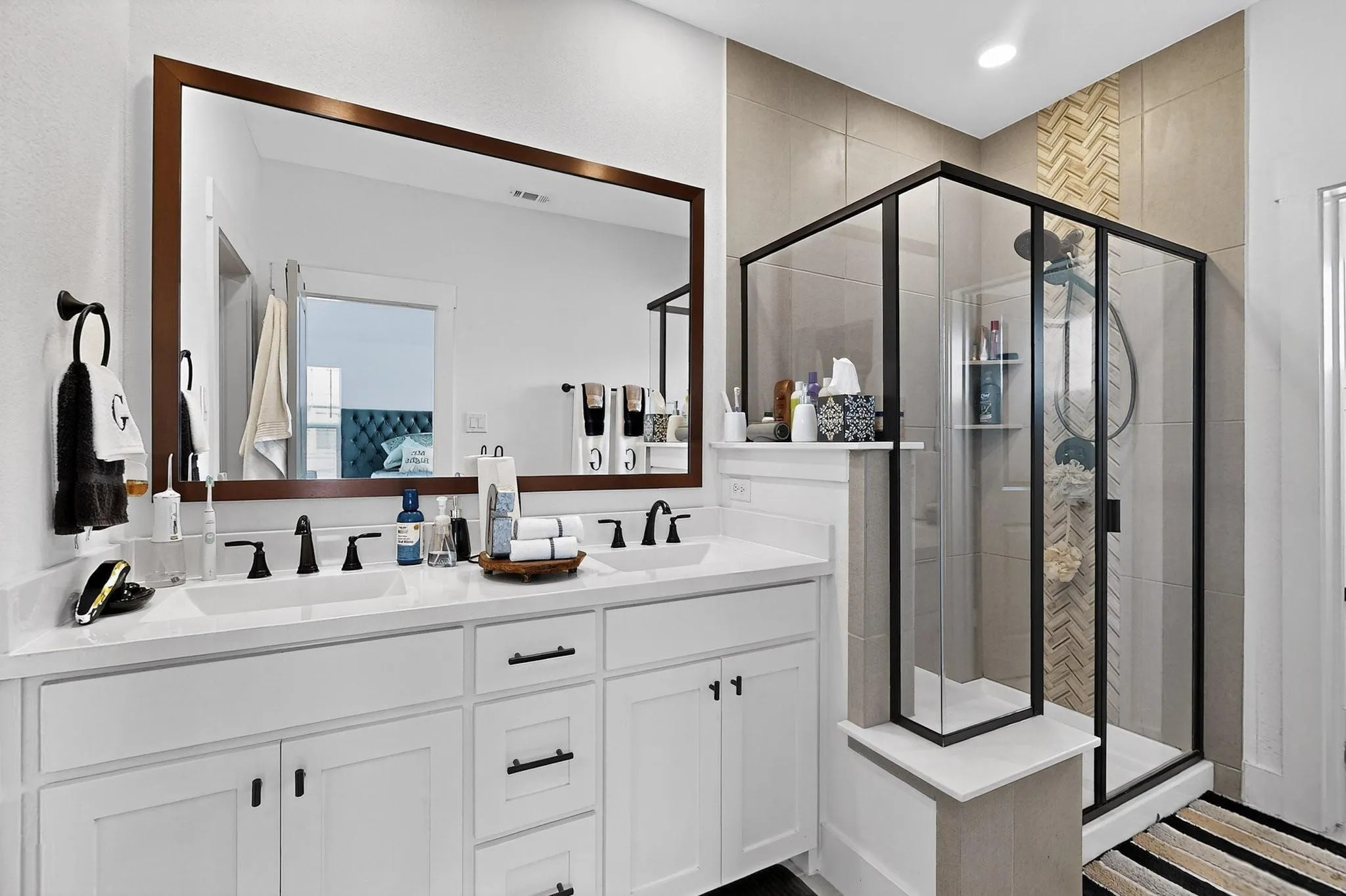 Townhouse For Sale in Collin County , 3016 Grandview Drive, Wylie, Texas 75098, 3 Bedrooms, 3 Bathrooms, 2 Garage spaces, 1,882 Sqft, built in 2021, Price $390,000, mls#21279581, Real Estate Agent in Wylie, Homes For Sale in Collin county, Homes For Sale in Wylie, Realtor in Wylie Texas, Real Estate Brokerage Independent Realty Texas, Luminita Cordes Realtor