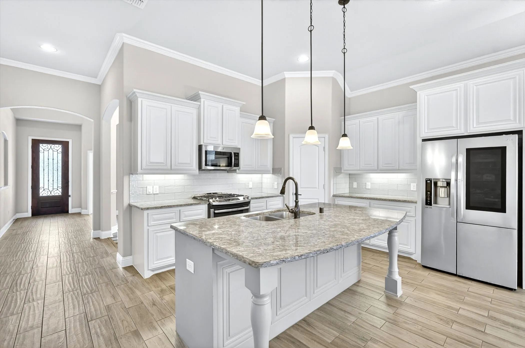 Single Family Residence For Sale in Collin County , 3717 Cameroon Lane, Mc Kinney, Texas 75071, 3 Bedroom, 3 Bathroom, 2 Garage spaces, 2,243 Sqft, built in 2016, mls#21283385, Real Estate Agent in Mc Kinney, Homes For Sale in Collin county, Homes For Sale in Mc Kinney, Realtor in Mc Kinney Texas, Real Estate Brokerage Independent Realty Texas, Luminita Cordes Realtor