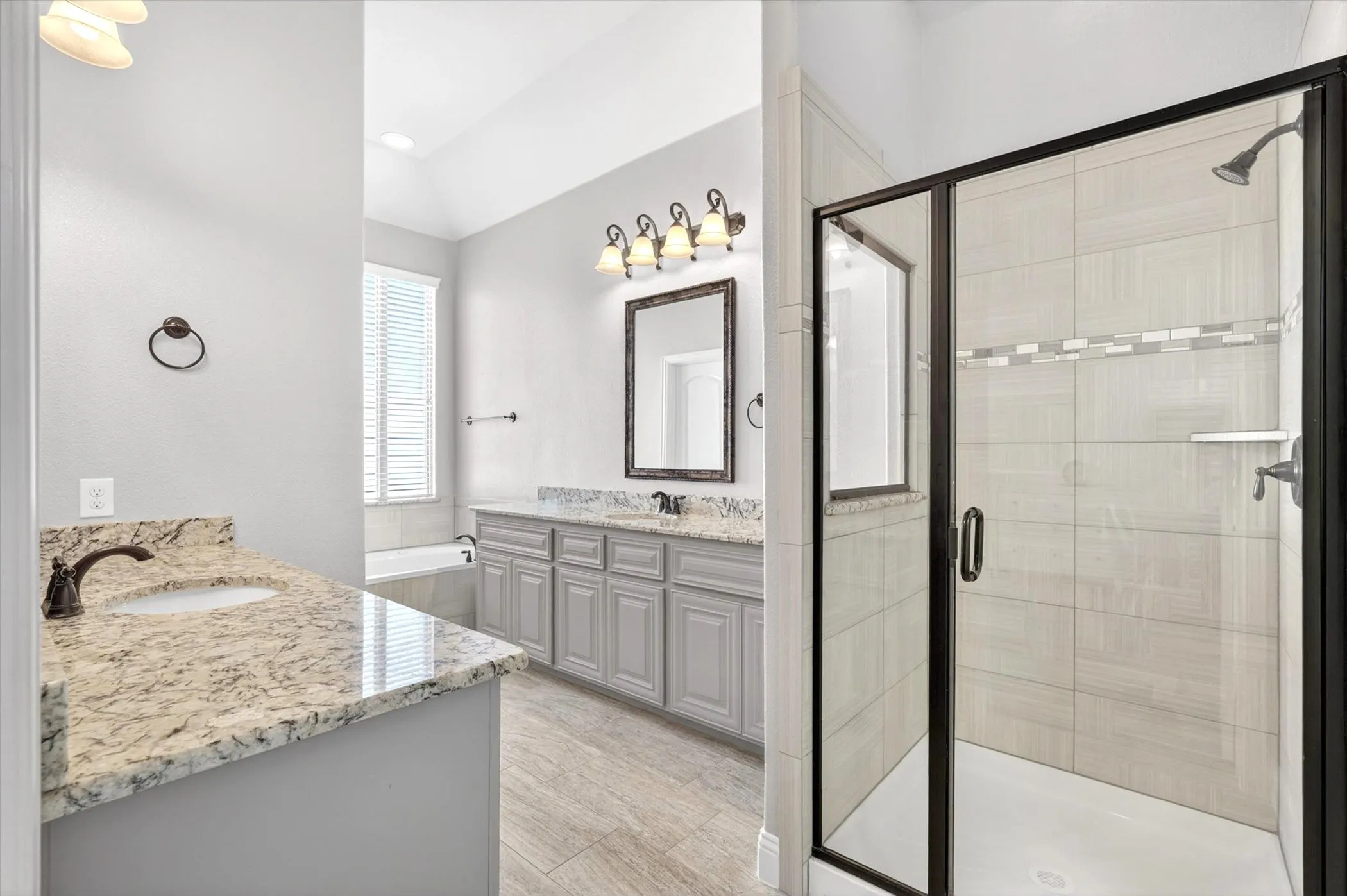 Single Family Residence For Sale in Collin County , 3717 Cameroon Lane, Mc Kinney, Texas 75071, 3 Bedroom, 3 Bathroom, 2 Garage spaces, 2,243 Sqft, built in 2016, mls#21283385, Real Estate Agent in Mc Kinney, Homes For Sale in Collin county, Homes For Sale in Mc Kinney, Realtor in Mc Kinney Texas, Real Estate Brokerage Independent Realty Texas, Luminita Cordes Realtor