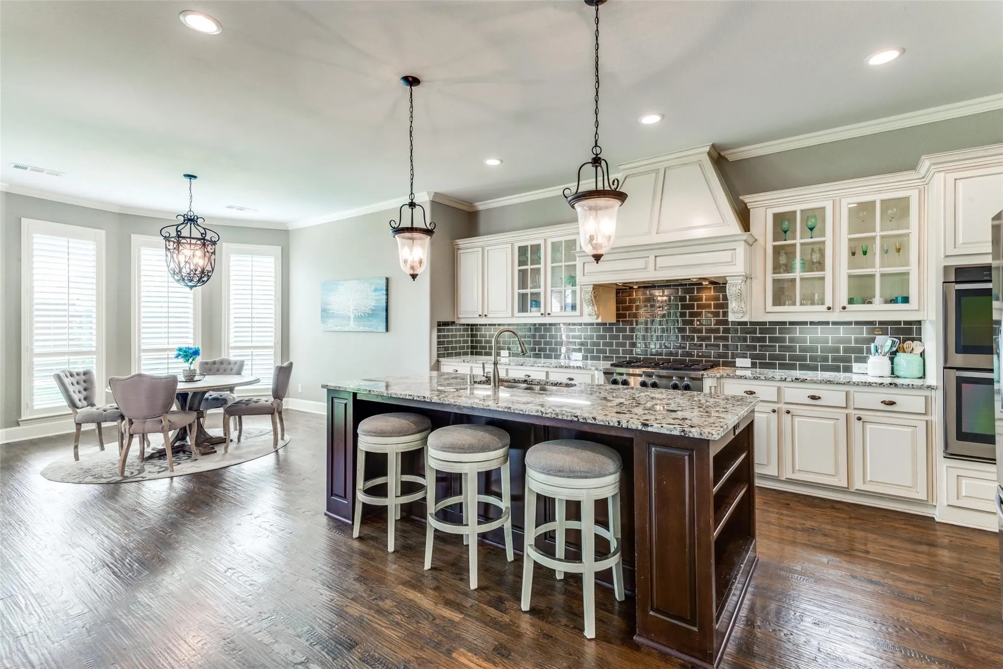 Whether hosting large celebrations or enjoying a quiet evening at home, this beautifully designed space offers the perfect balance of luxury, comfort, and functionality.