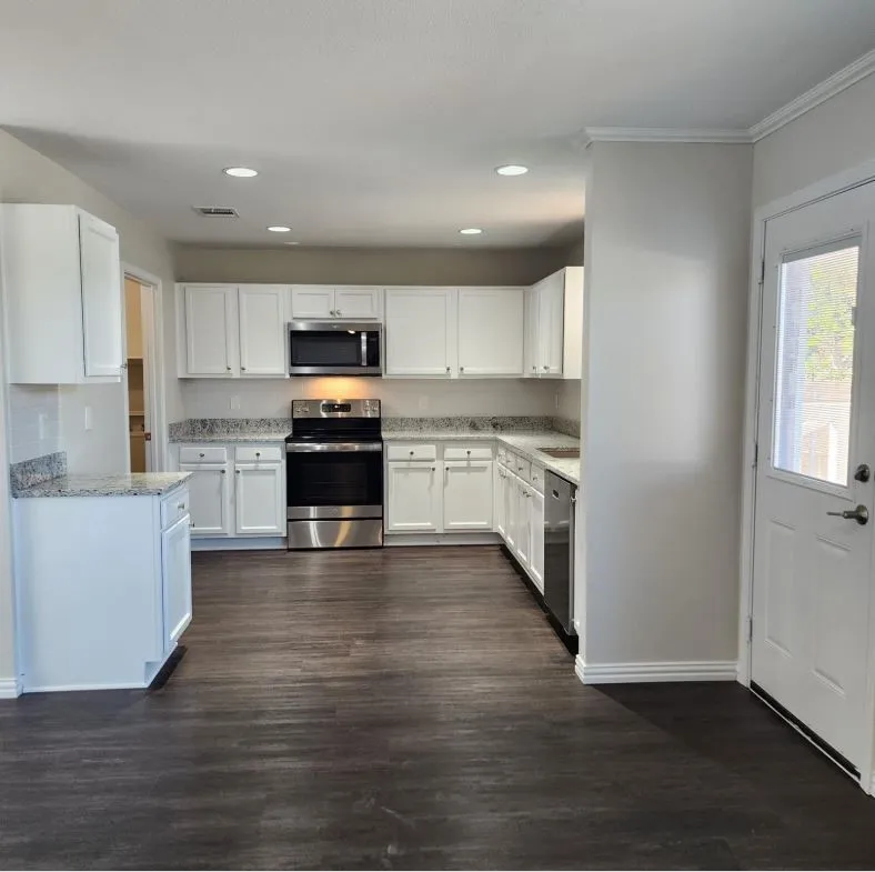 dining kitchen space