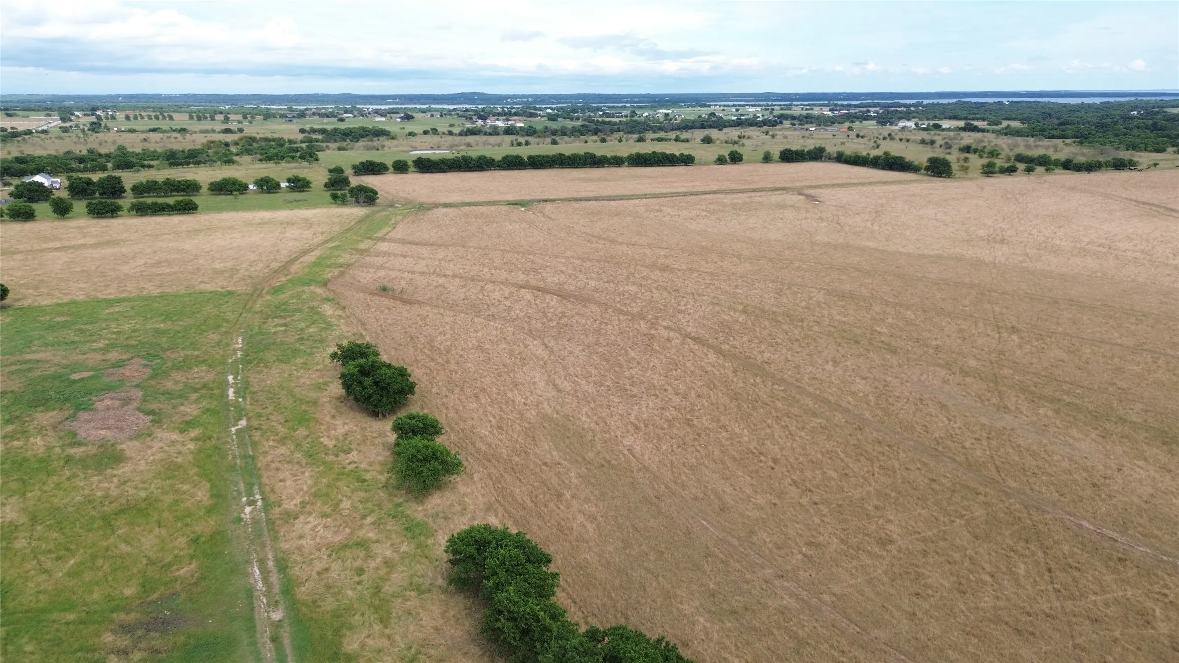 Unimproved Land For Sale in Cooke County , 210.95 E FM 922, Valley View, Texas 76272, 0, 0, Garage spaces, 0 Sqft, built in 0, mls#21282565, Real Estate Agent in Valley View, Homes For Sale in Cooke county, Homes For Sale in Valley View, Realtor in Valley View Texas, Real Estate Brokerage Independent Realty Texas, Luminita Cordes Realtor