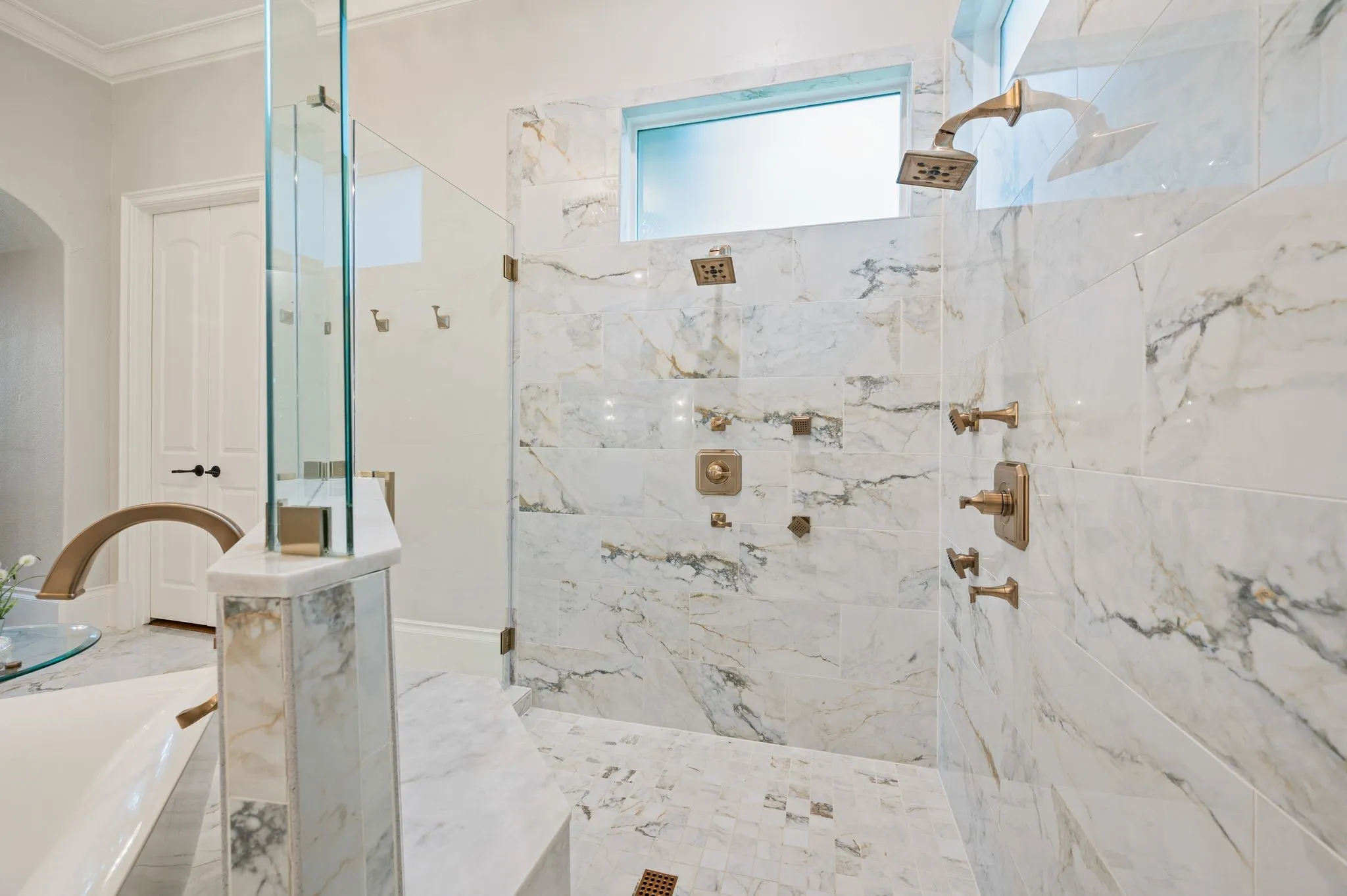 Primary bath tile detail.
