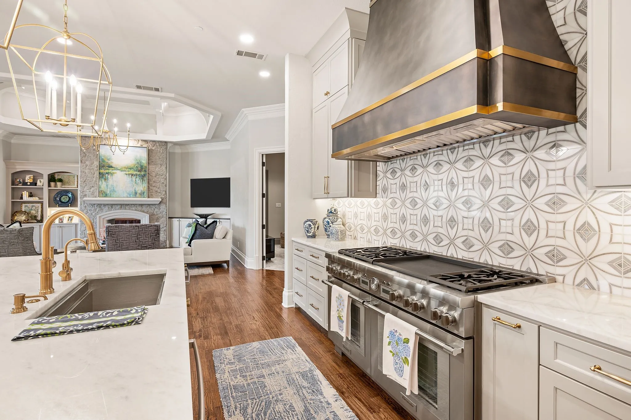 Alternate view of kitchen. Note there is a prep sink along with the large basin sink with hot & cold water dispenser.