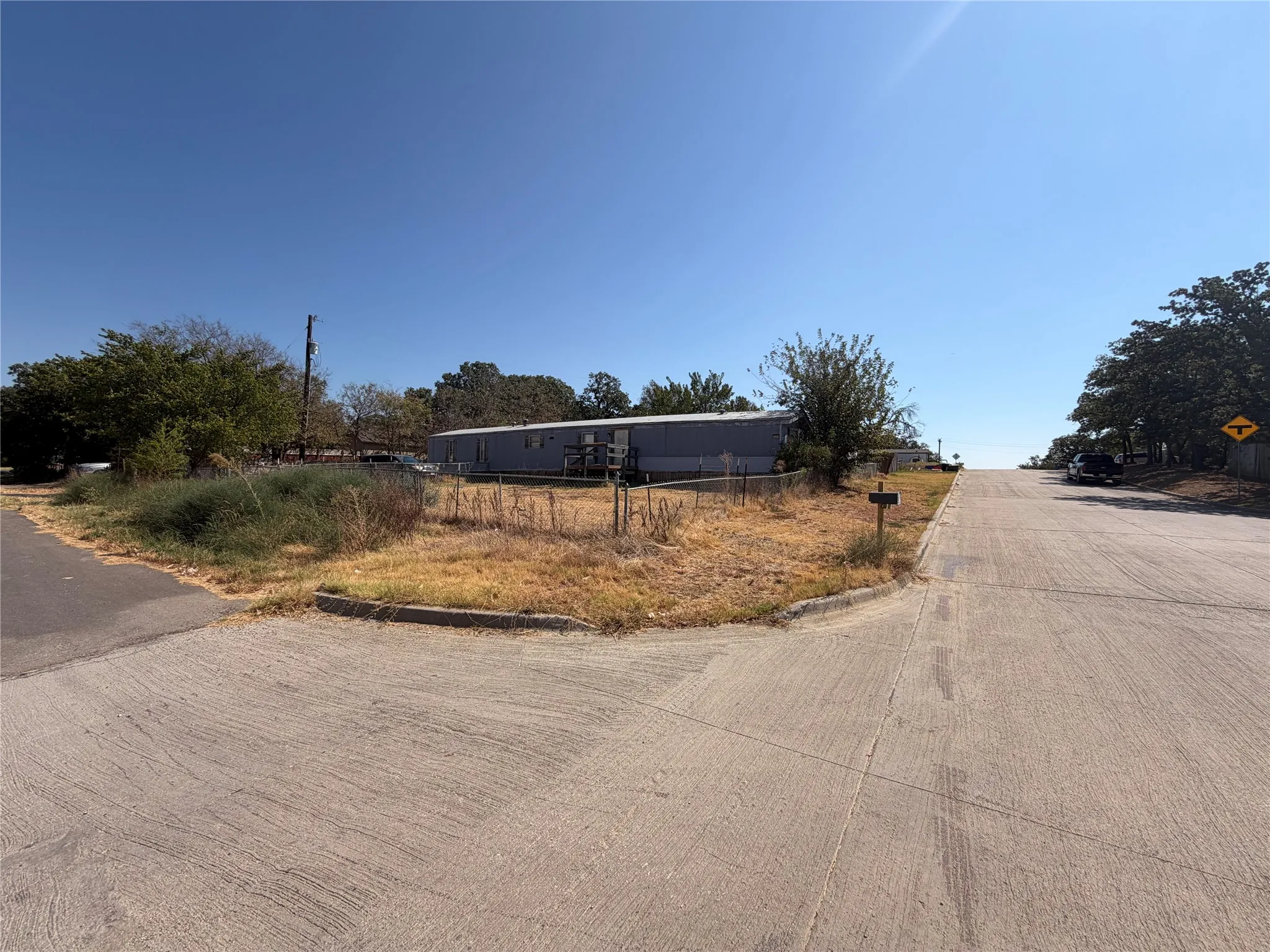 For Sale in Denton County , 6605 Oak Ridge Lane, Argyle, Texas 76226, 6 Bedroom, 4 Bathroom, Garage spaces, 0 Sqft, built in 1985, mls#21283957, Real Estate Agent in Argyle, Homes For Sale in Denton county, Homes For Sale in Argyle, Realtor in Argyle Texas, Real Estate Brokerage Independent Realty Texas, Luminita Cordes Realtor