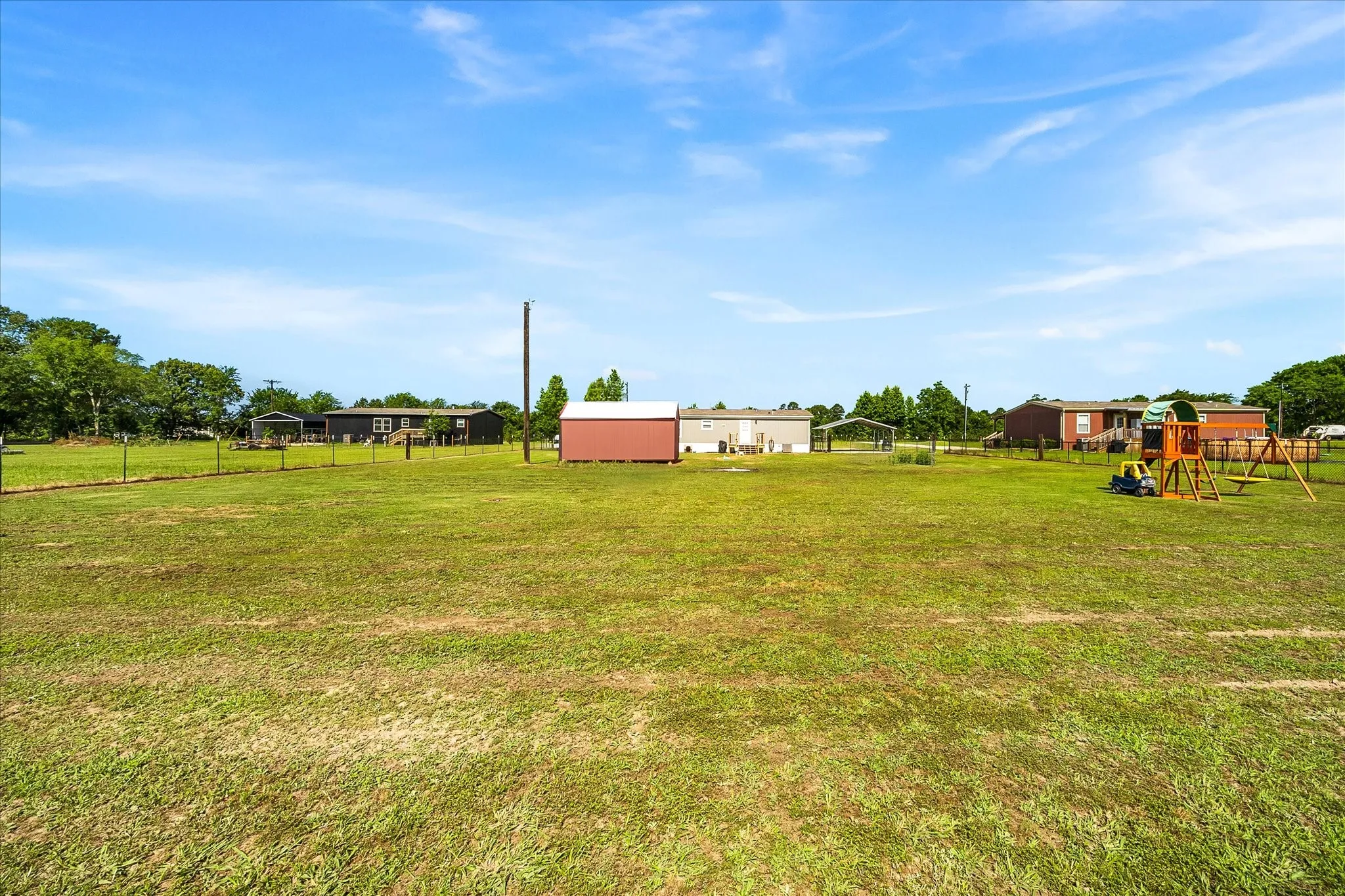 Mobile Home For Sale in Wood County , 753 County Road 2930, Alba, Texas 75410, 3 Bedroom, 2 Bathroom, Garage spaces, 1,568 Sqft, built in 2022, mls#21280006, Real Estate Agent in Alba, Homes For Sale in Wood county, Homes For Sale in Alba, Realtor in Alba Texas, Real Estate Brokerage Independent Realty Texas, Luminita Cordes Realtor