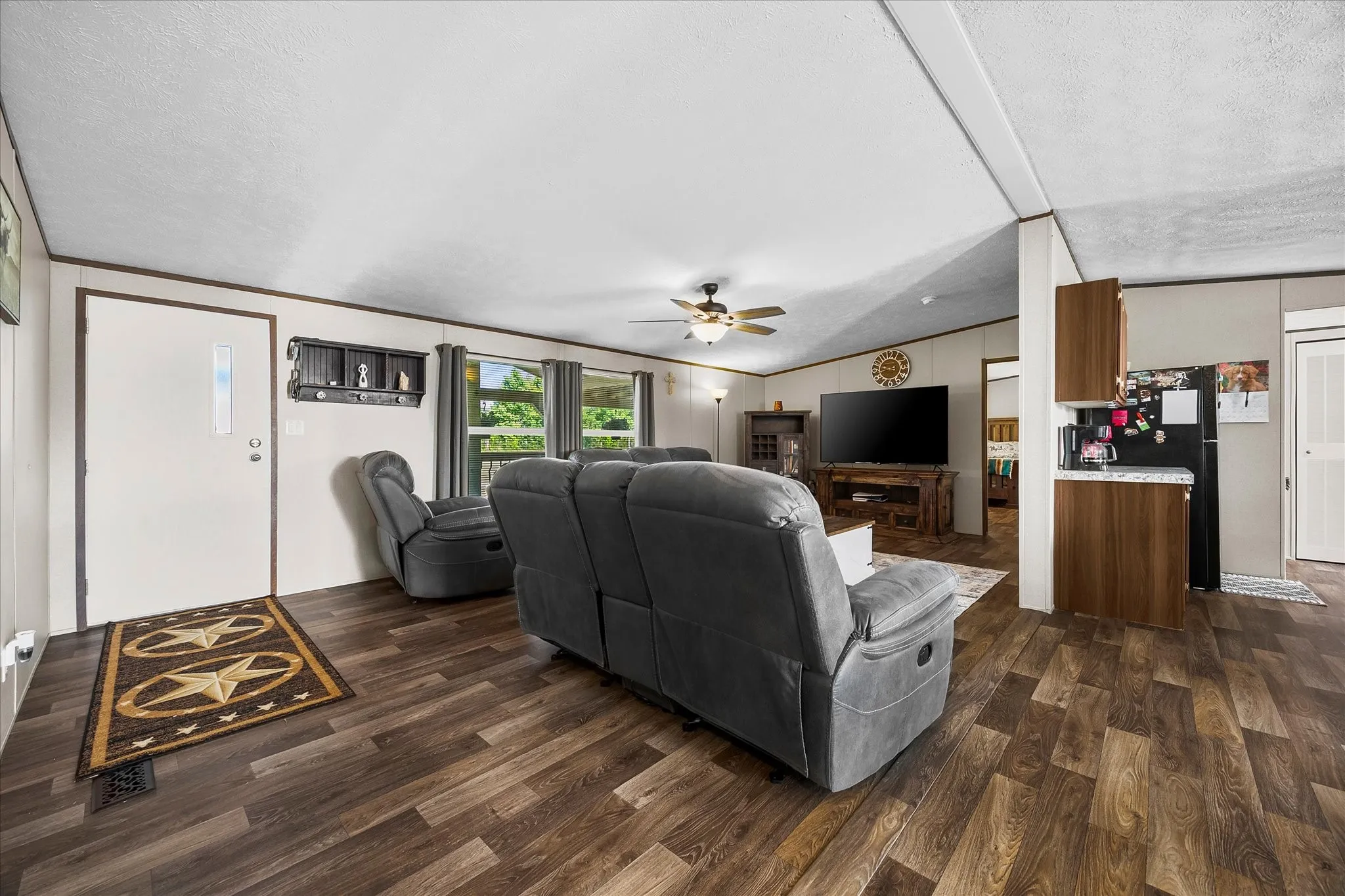 Mobile Home For Sale in Wood County , 753 County Road 2930, Alba, Texas 75410, 3 Bedroom, 2 Bathroom, Garage spaces, 1,568 Sqft, built in 2022, mls#21280006, Real Estate Agent in Alba, Homes For Sale in Wood county, Homes For Sale in Alba, Realtor in Alba Texas, Real Estate Brokerage Independent Realty Texas, Luminita Cordes Realtor