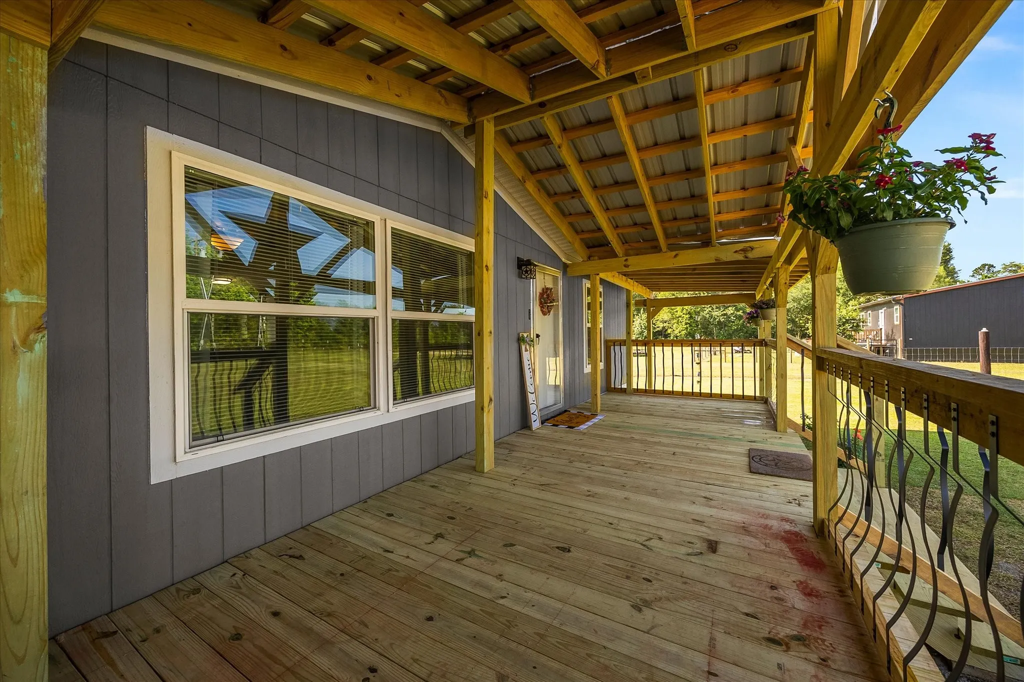 Mobile Home For Sale in Wood County , 753 County Road 2930, Alba, Texas 75410, 3 Bedroom, 2 Bathroom, Garage spaces, 1,568 Sqft, built in 2022, mls#21280006, Real Estate Agent in Alba, Homes For Sale in Wood county, Homes For Sale in Alba, Realtor in Alba Texas, Real Estate Brokerage Independent Realty Texas, Luminita Cordes Realtor