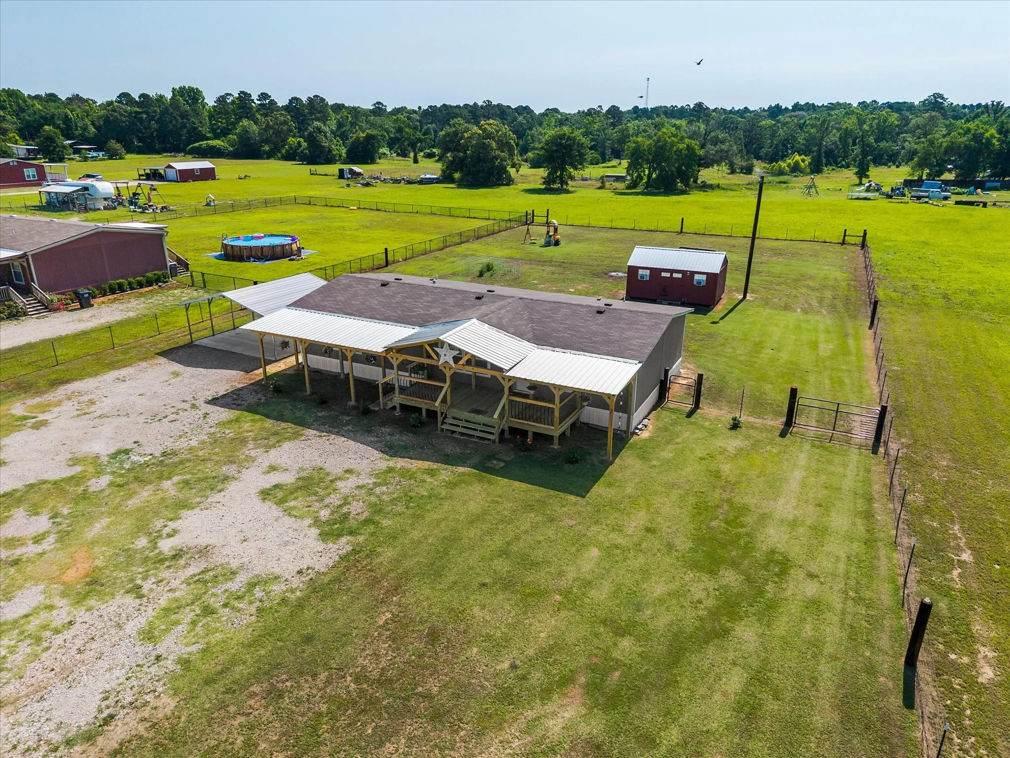 Mobile Home For Sale in Wood County , 753 County Road 2930, Alba, Texas 75410, 3 Bedroom, 2 Bathroom, Garage spaces, 1,568 Sqft, built in 2022, mls#21280006, Real Estate Agent in Alba, Homes For Sale in Wood county, Homes For Sale in Alba, Realtor in Alba Texas, Real Estate Brokerage Independent Realty Texas, Luminita Cordes Realtor