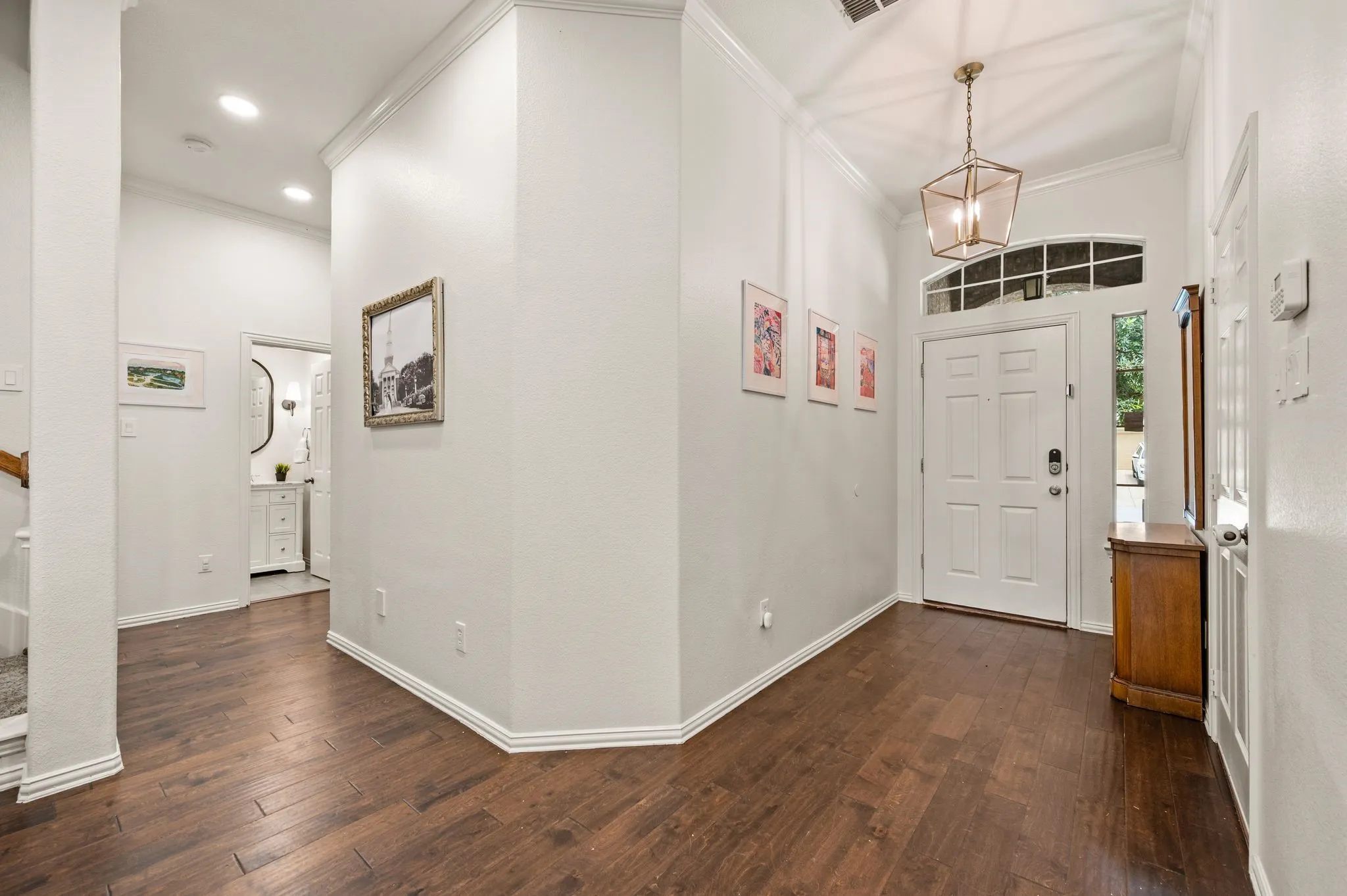 Single Family Residence For Sale in Tarrant County , 3513 Carlton Street, Grapevine, Texas 76092, 5 Bedroom, 3 Bathroom, 2 Garage spaces, 2,836 Sqft, built in 2005, mls#21282832, Real Estate Agent in Grapevine, Homes For Sale in Tarrant county, Homes For Sale in Grapevine, Realtor in Grapevine Texas, Real Estate Brokerage Independent Realty Texas, Luminita Cordes Realtor