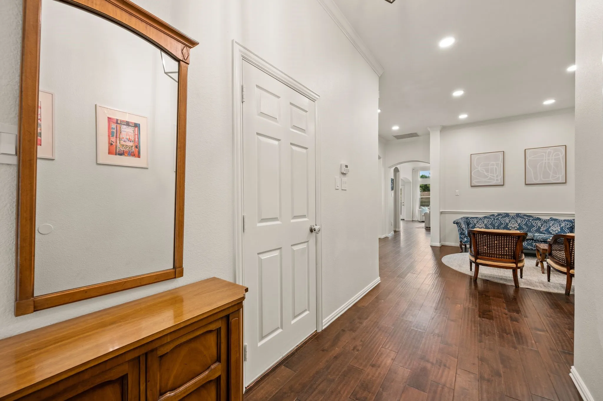 Single Family Residence For Sale in Tarrant County , 3513 Carlton Street, Grapevine, Texas 76092, 5 Bedroom, 3 Bathroom, 2 Garage spaces, 2,836 Sqft, built in 2005, mls#21282832, Real Estate Agent in Grapevine, Homes For Sale in Tarrant county, Homes For Sale in Grapevine, Realtor in Grapevine Texas, Real Estate Brokerage Independent Realty Texas, Luminita Cordes Realtor