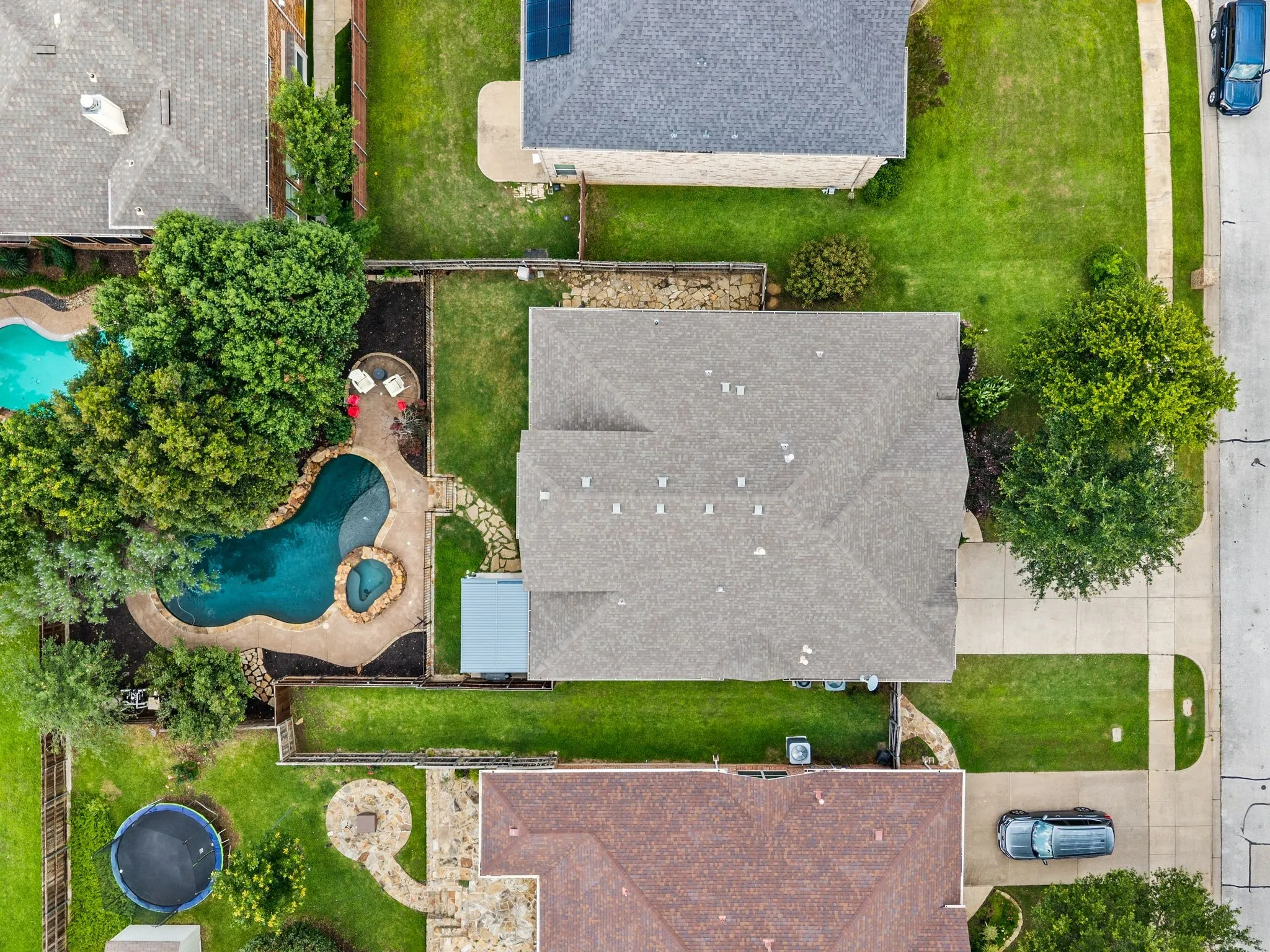 Single Family Residence For Sale in Tarrant County , 3513 Carlton Street, Grapevine, Texas 76092, 5 Bedroom, 3 Bathroom, 2 Garage spaces, 2,836 Sqft, built in 2005, mls#21282832, Real Estate Agent in Grapevine, Homes For Sale in Tarrant county, Homes For Sale in Grapevine, Realtor in Grapevine Texas, Real Estate Brokerage Independent Realty Texas, Luminita Cordes Realtor