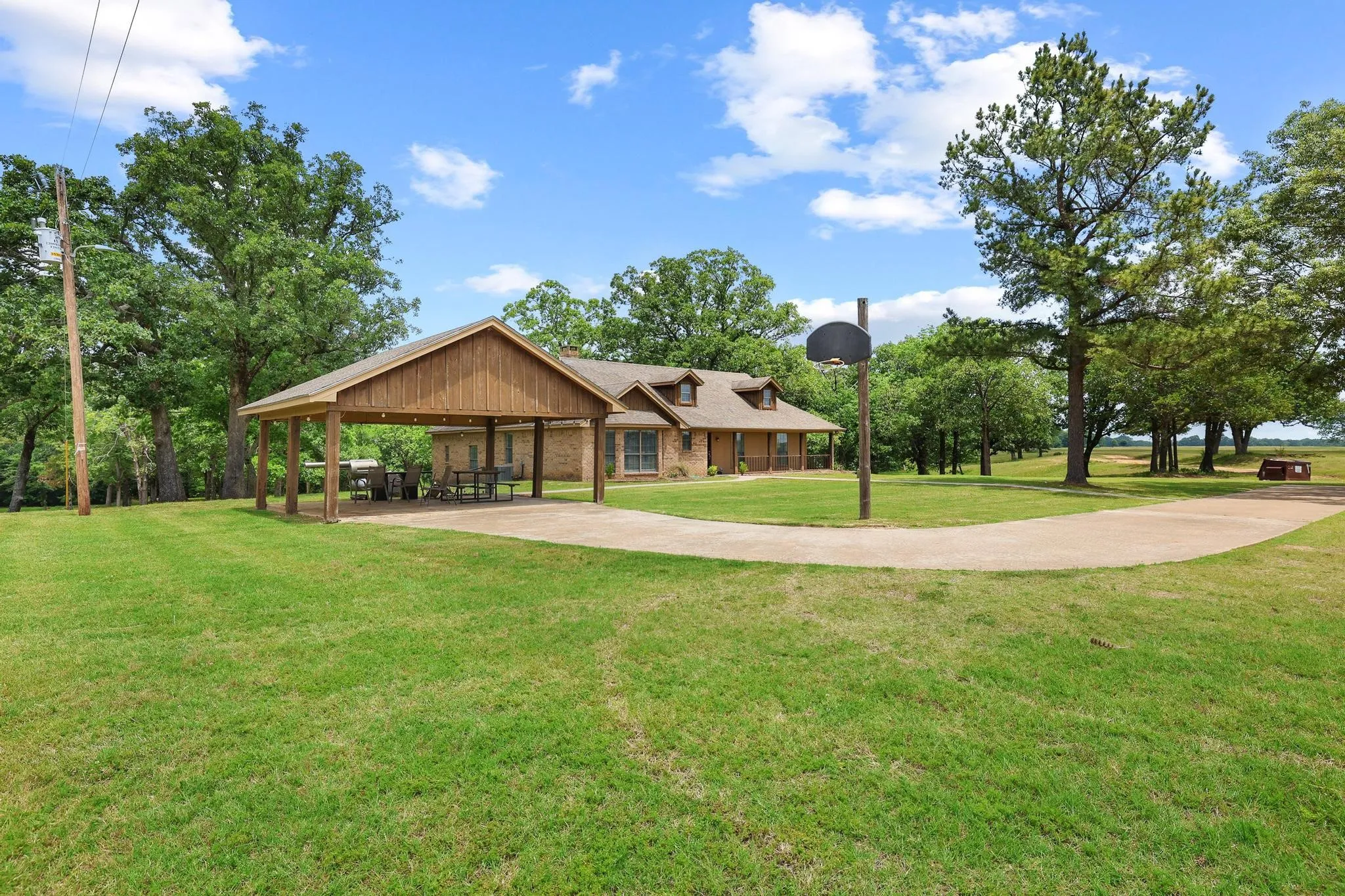 Ranch For Sale in Lamar County , 3893 Fm 906 E, Powderly, Texas 75473, 0, 0, Garage spaces, 0 Sqft, built in 1987, Price $3,580,000, mls#21252090, Real Estate Agent in Powderly, Homes For Sale in Lamar county, Homes For Sale in Powderly, Realtor in Powderly Texas, Real Estate Brokerage Independent Realty Texas, Luminita Cordes Realtor