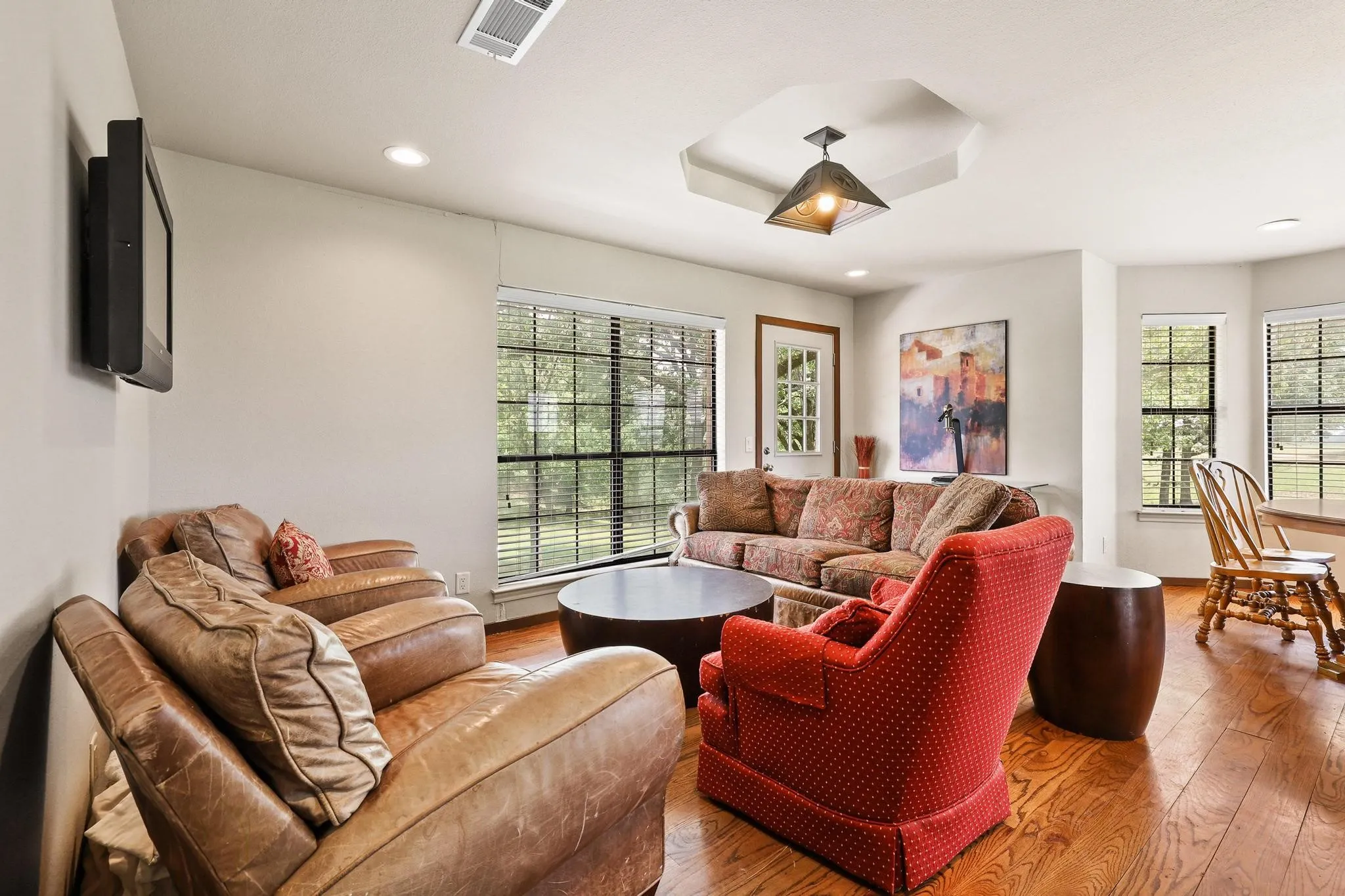 Ranch For Sale in Lamar County , 3893 Fm 906 E, Powderly, Texas 75473, 0, 0, Garage spaces, 0 Sqft, built in 1987, Price $3,580,000, mls#21252090, Real Estate Agent in Powderly, Homes For Sale in Lamar county, Homes For Sale in Powderly, Realtor in Powderly Texas, Real Estate Brokerage Independent Realty Texas, Luminita Cordes Realtor