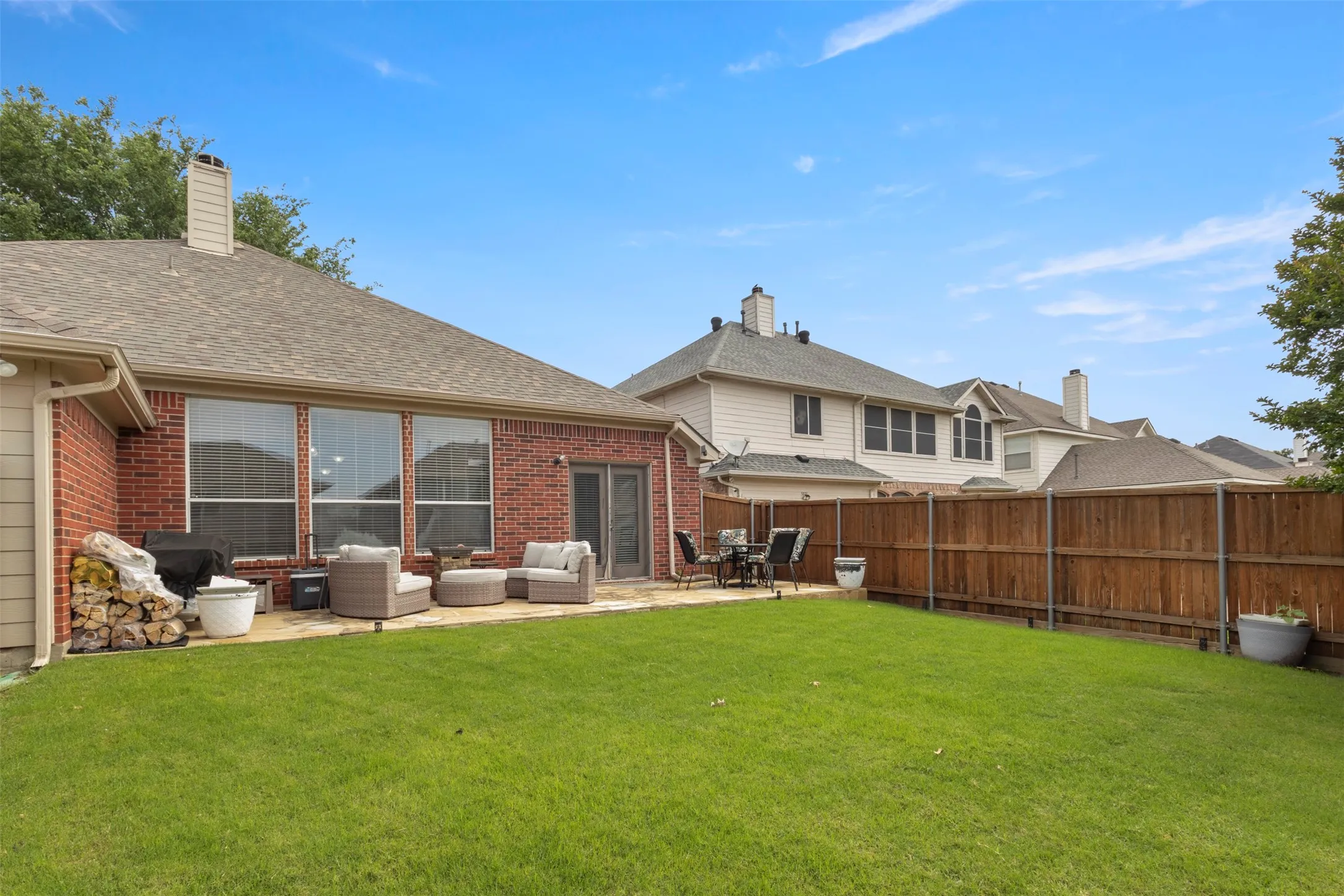 Single Family Residence For Sale in Collin County , 5025 Vineyard Lane, Mc Kinney, Texas 75070, 4 Bedroom, 2 Bathroom, 2 Garage spaces, 2,379 Sqft, built in 1999, mls#21283622, Real Estate Agent in Mc Kinney, Homes For Sale in Collin county, Homes For Sale in Mc Kinney, Realtor in Mc Kinney Texas, Real Estate Brokerage Independent Realty Texas, Luminita Cordes Realtor