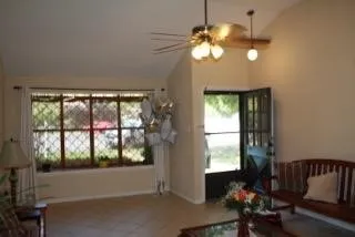 Duplex For Rent in Tarrant County , 112 E Denton Drive, Euless, Texas 76039, 3 Bedroom, 2 Bathroom, Garage spaces, 1,650 Sqft, built in 1982, mls#21281139, Real Estate Agent in Euless, Homes For Rent in Tarrant county, Homes For Rent in Euless, Realtor in Euless Texas, Real Estate Brokerage Independent Realty Texas, Luminita Cordes Realtor