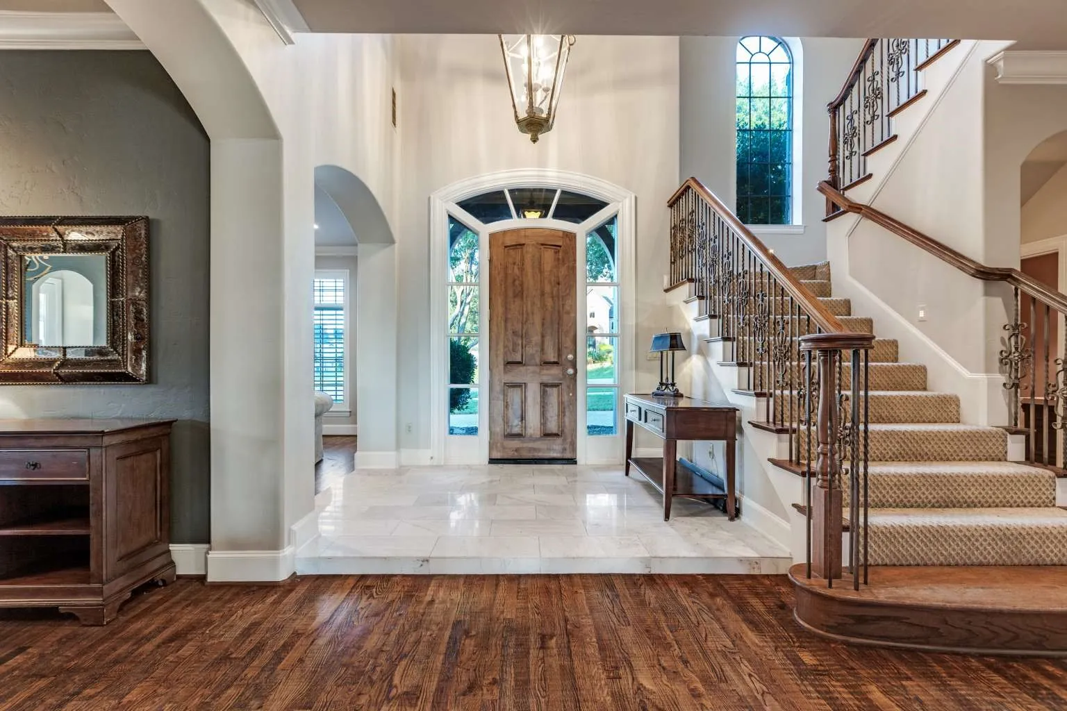 Single Family Residence For Sale in Collin County , 403 Creekside Drive, Mc Kinney, Texas 75071, 4 Bedrooms, 7 Bathrooms, 3 Garage spaces, 5,256 Sqft, built in 2001, Price $2,095,000, mls#21284073, Real Estate Agent in Mc Kinney, Homes For Sale in Collin county, Homes For Sale in Mc Kinney, Realtor in Mc Kinney Texas, Real Estate Brokerage Independent Realty Texas, Luminita Cordes Realtor