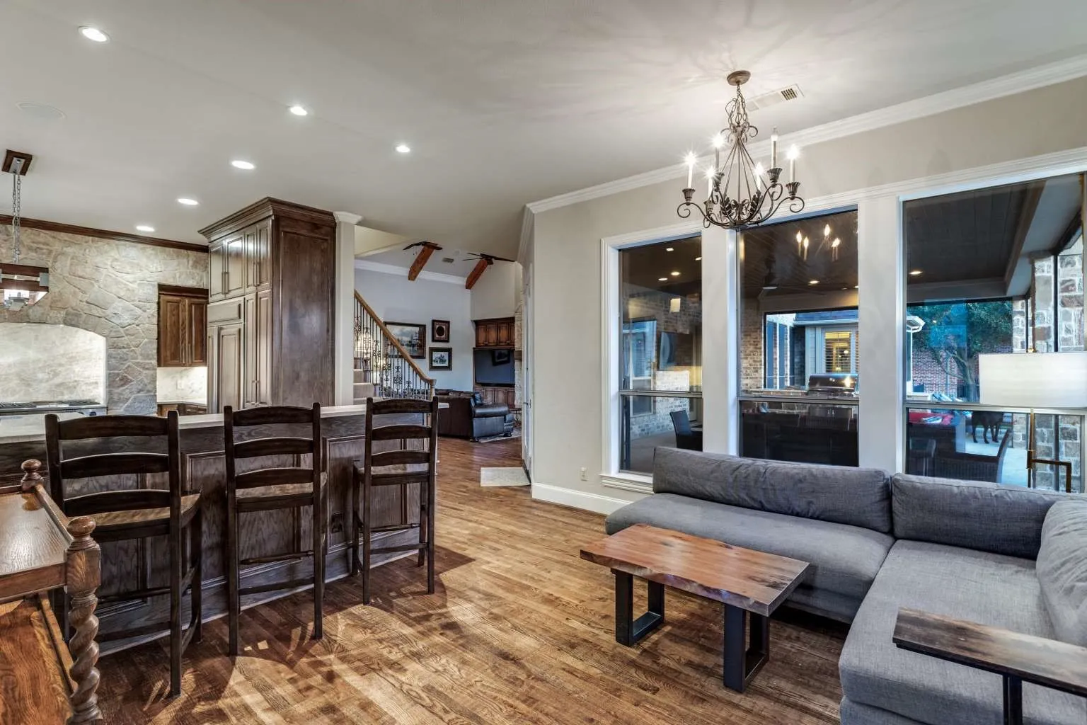 Single Family Residence For Sale in Collin County , 403 Creekside Drive, Mc Kinney, Texas 75071, 4 Bedrooms, 7 Bathrooms, 3 Garage spaces, 5,256 Sqft, built in 2001, Price $2,095,000, mls#21284073, Real Estate Agent in Mc Kinney, Homes For Sale in Collin county, Homes For Sale in Mc Kinney, Realtor in Mc Kinney Texas, Real Estate Brokerage Independent Realty Texas, Luminita Cordes Realtor