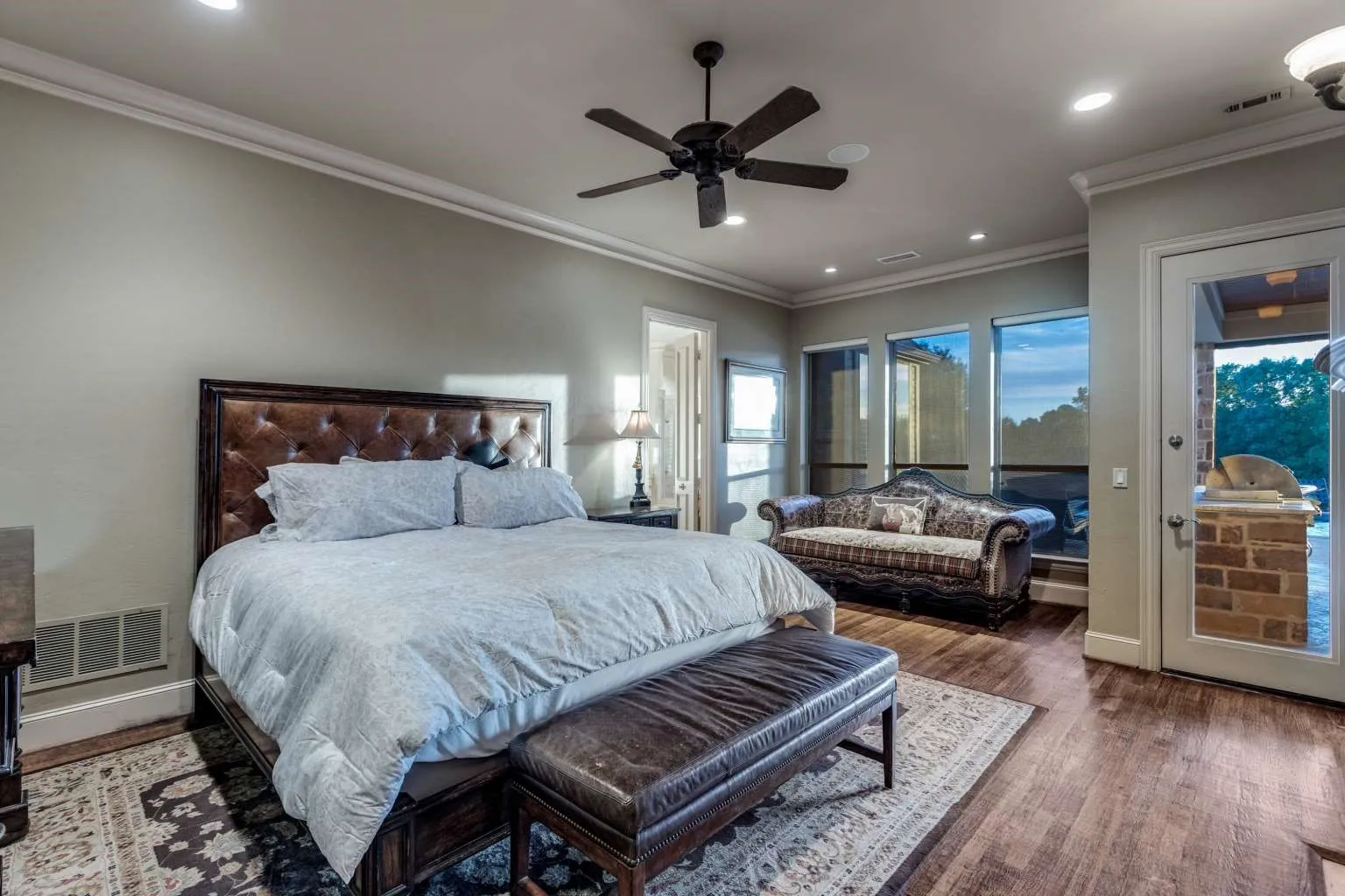 Single Family Residence For Sale in Collin County , 403 Creekside Drive, Mc Kinney, Texas 75071, 4 Bedrooms, 7 Bathrooms, 3 Garage spaces, 5,256 Sqft, built in 2001, Price $2,095,000, mls#21284073, Real Estate Agent in Mc Kinney, Homes For Sale in Collin county, Homes For Sale in Mc Kinney, Realtor in Mc Kinney Texas, Real Estate Brokerage Independent Realty Texas, Luminita Cordes Realtor