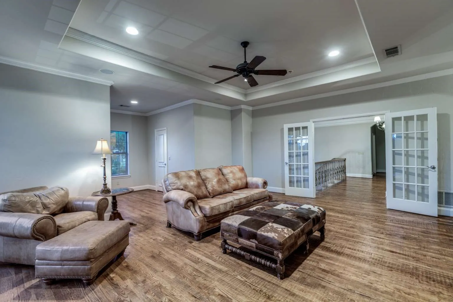 Single Family Residence For Sale in Collin County , 403 Creekside Drive, Mc Kinney, Texas 75071, 4 Bedrooms, 7 Bathrooms, 3 Garage spaces, 5,256 Sqft, built in 2001, Price $2,095,000, mls#21284073, Real Estate Agent in Mc Kinney, Homes For Sale in Collin county, Homes For Sale in Mc Kinney, Realtor in Mc Kinney Texas, Real Estate Brokerage Independent Realty Texas, Luminita Cordes Realtor