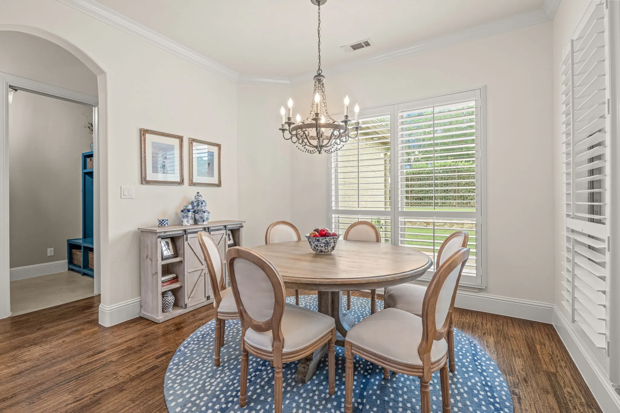 Single Family Residence For Sale in Tarrant County , 8621 Colina Terrace, Benbrook, Texas 76126, 4 Bedroom, 4 Bathroom, 2 Garage spaces, 3,577 Sqft, built in 2016, mls#21284029, Real Estate Agent in Benbrook, Homes For Sale in Tarrant county, Homes For Sale in Benbrook, Realtor in Benbrook Texas, Real Estate Brokerage Independent Realty Texas, Luminita Cordes Realtor