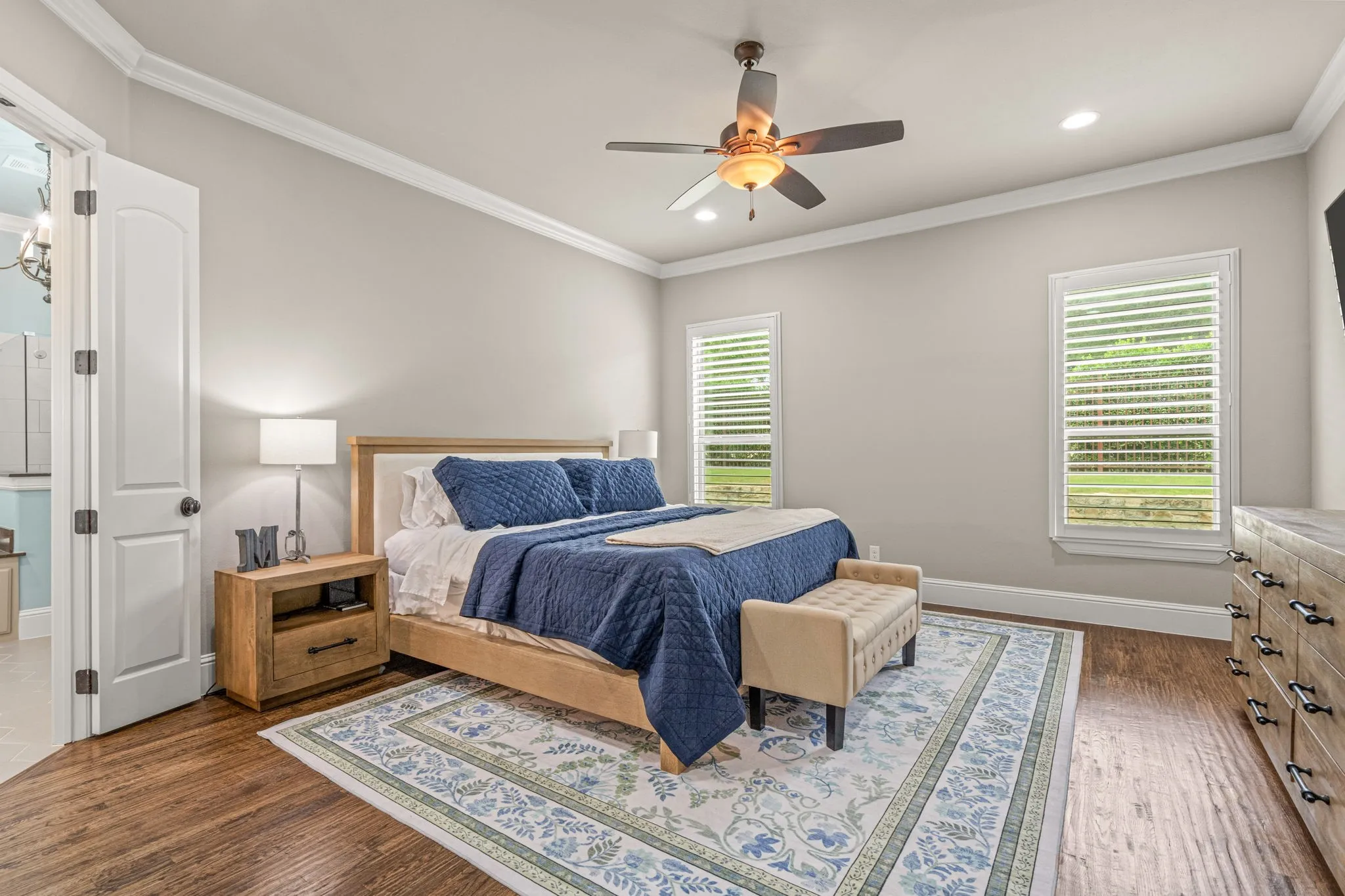 Single Family Residence For Sale in Tarrant County , 8621 Colina Terrace, Benbrook, Texas 76126, 4 Bedroom, 4 Bathroom, 2 Garage spaces, 3,577 Sqft, built in 2016, mls#21284029, Real Estate Agent in Benbrook, Homes For Sale in Tarrant county, Homes For Sale in Benbrook, Realtor in Benbrook Texas, Real Estate Brokerage Independent Realty Texas, Luminita Cordes Realtor