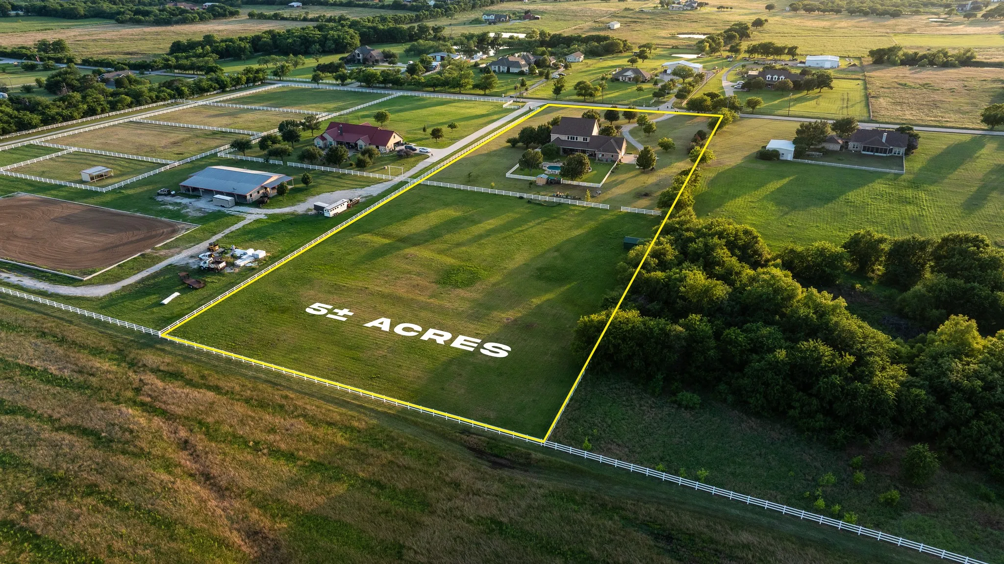 Single Family Residence For Sale in Denton County , 6670 Green Valley Circle, Aubrey, Texas 76227, 5 Bedrooms, 5 Bathrooms, 3 Garage spaces, 3,988 Sqft, built in 2006, Price $984,900, mls#21283634, Real Estate Agent in Aubrey, Homes For Sale in Denton county, Homes For Sale in Aubrey, Realtor in Aubrey Texas, Real Estate Brokerage Independent Realty Texas, Luminita Cordes Realtor