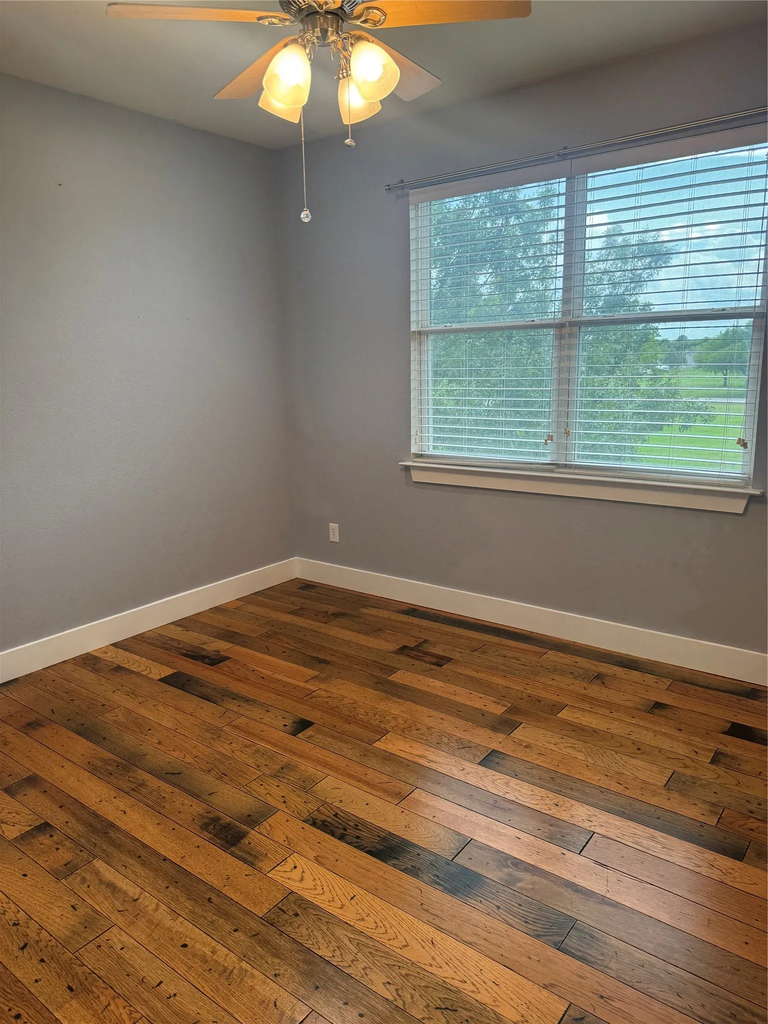 Single Family Residence For Sale in Denton County , 6670 Green Valley Circle, Aubrey, Texas 76227, 5 Bedrooms, 5 Bathrooms, 3 Garage spaces, 3,988 Sqft, built in 2006, Price $984,900, mls#21283634, Real Estate Agent in Aubrey, Homes For Sale in Denton county, Homes For Sale in Aubrey, Realtor in Aubrey Texas, Real Estate Brokerage Independent Realty Texas, Luminita Cordes Realtor