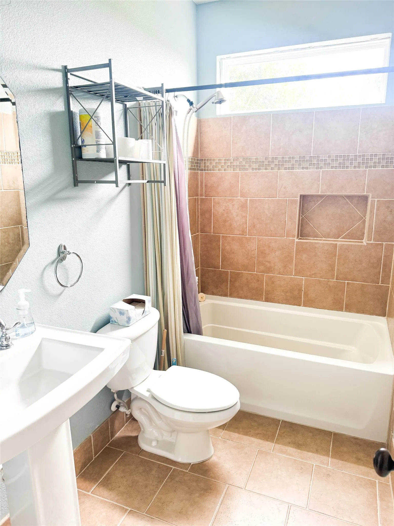Single Family Residence For Sale in Denton County , 6670 Green Valley Circle, Aubrey, Texas 76227, 5 Bedrooms, 5 Bathrooms, 3 Garage spaces, 3,988 Sqft, built in 2006, Price $984,900, mls#21283634, Real Estate Agent in Aubrey, Homes For Sale in Denton county, Homes For Sale in Aubrey, Realtor in Aubrey Texas, Real Estate Brokerage Independent Realty Texas, Luminita Cordes Realtor