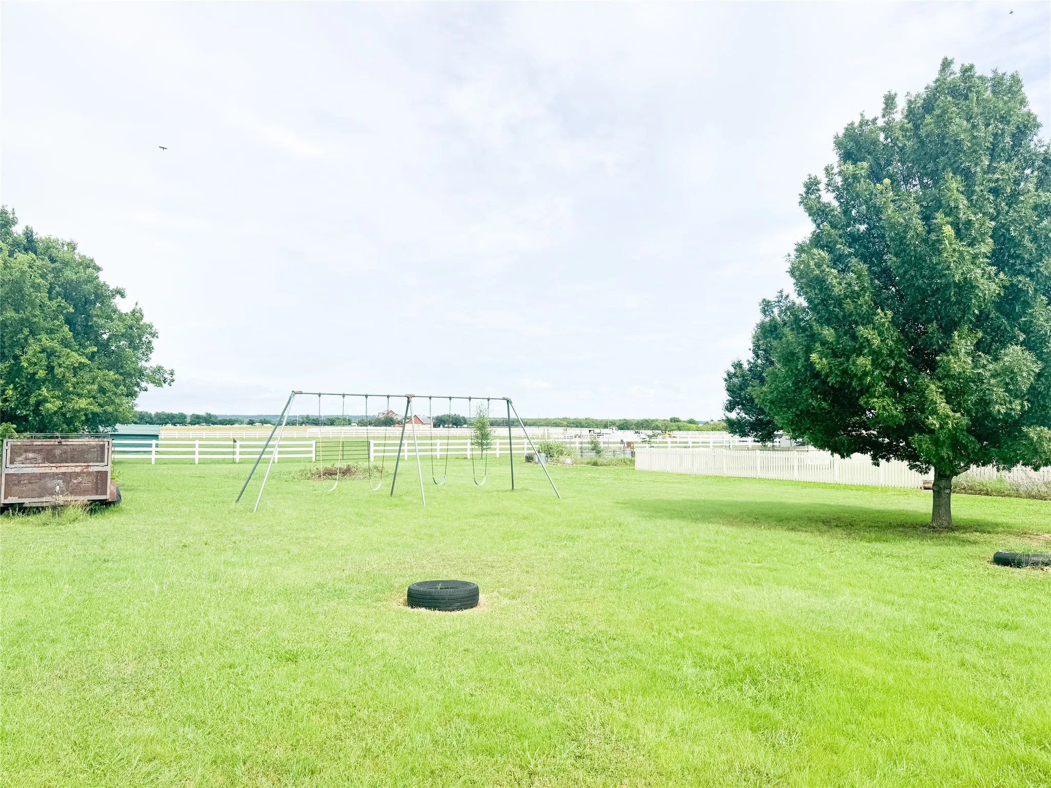 Single Family Residence For Sale in Denton County , 6670 Green Valley Circle, Aubrey, Texas 76227, 5 Bedrooms, 5 Bathrooms, 3 Garage spaces, 3,988 Sqft, built in 2006, Price $984,900, mls#21283634, Real Estate Agent in Aubrey, Homes For Sale in Denton county, Homes For Sale in Aubrey, Realtor in Aubrey Texas, Real Estate Brokerage Independent Realty Texas, Luminita Cordes Realtor