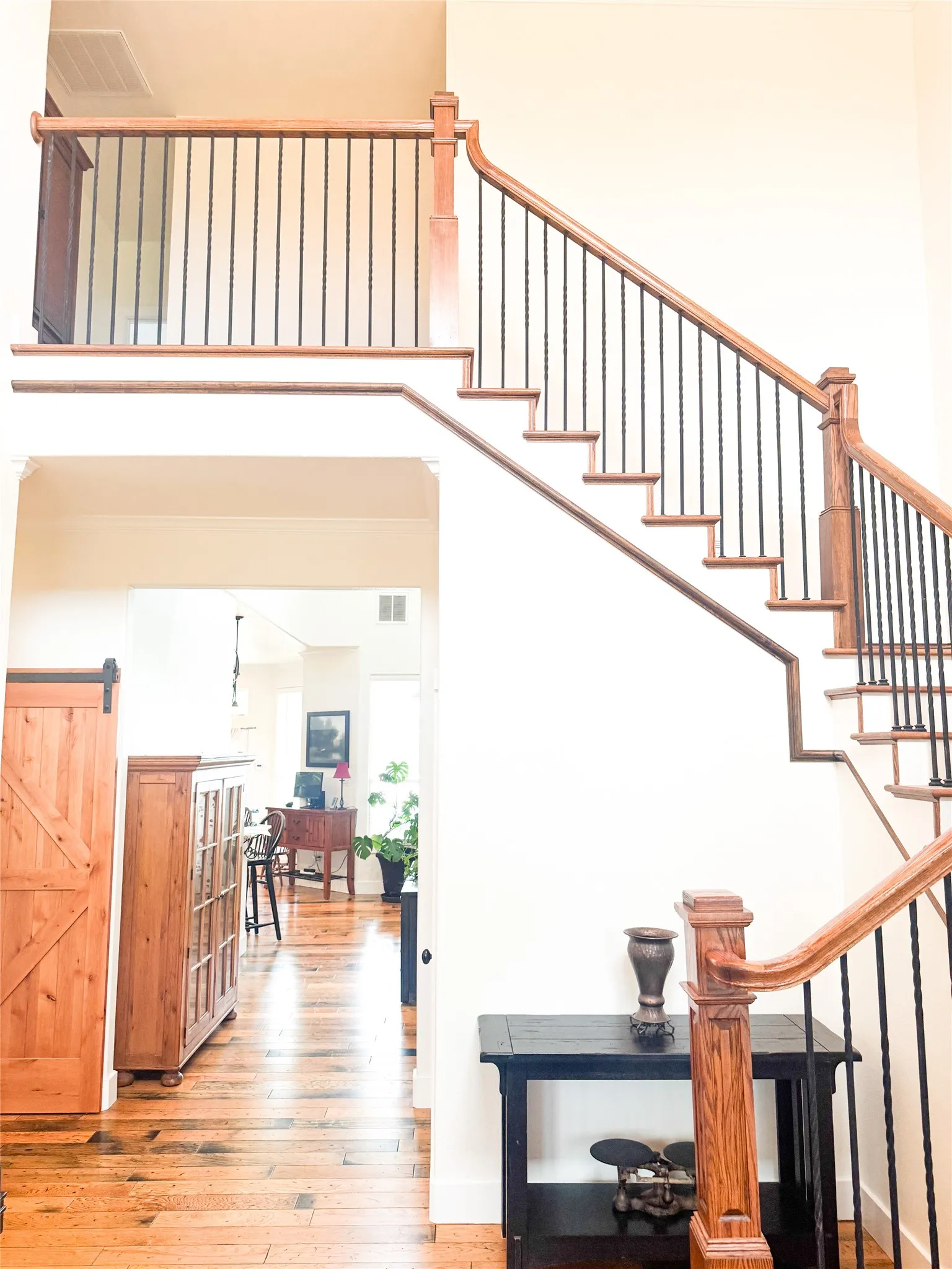 Single Family Residence For Sale in Denton County , 6670 Green Valley Circle, Aubrey, Texas 76227, 5 Bedrooms, 5 Bathrooms, 3 Garage spaces, 3,988 Sqft, built in 2006, Price $984,900, mls#21283634, Real Estate Agent in Aubrey, Homes For Sale in Denton county, Homes For Sale in Aubrey, Realtor in Aubrey Texas, Real Estate Brokerage Independent Realty Texas, Luminita Cordes Realtor